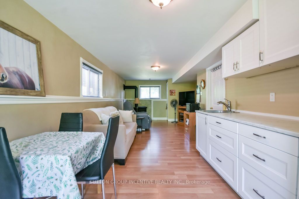 10 Palling Lane Property Photo 42