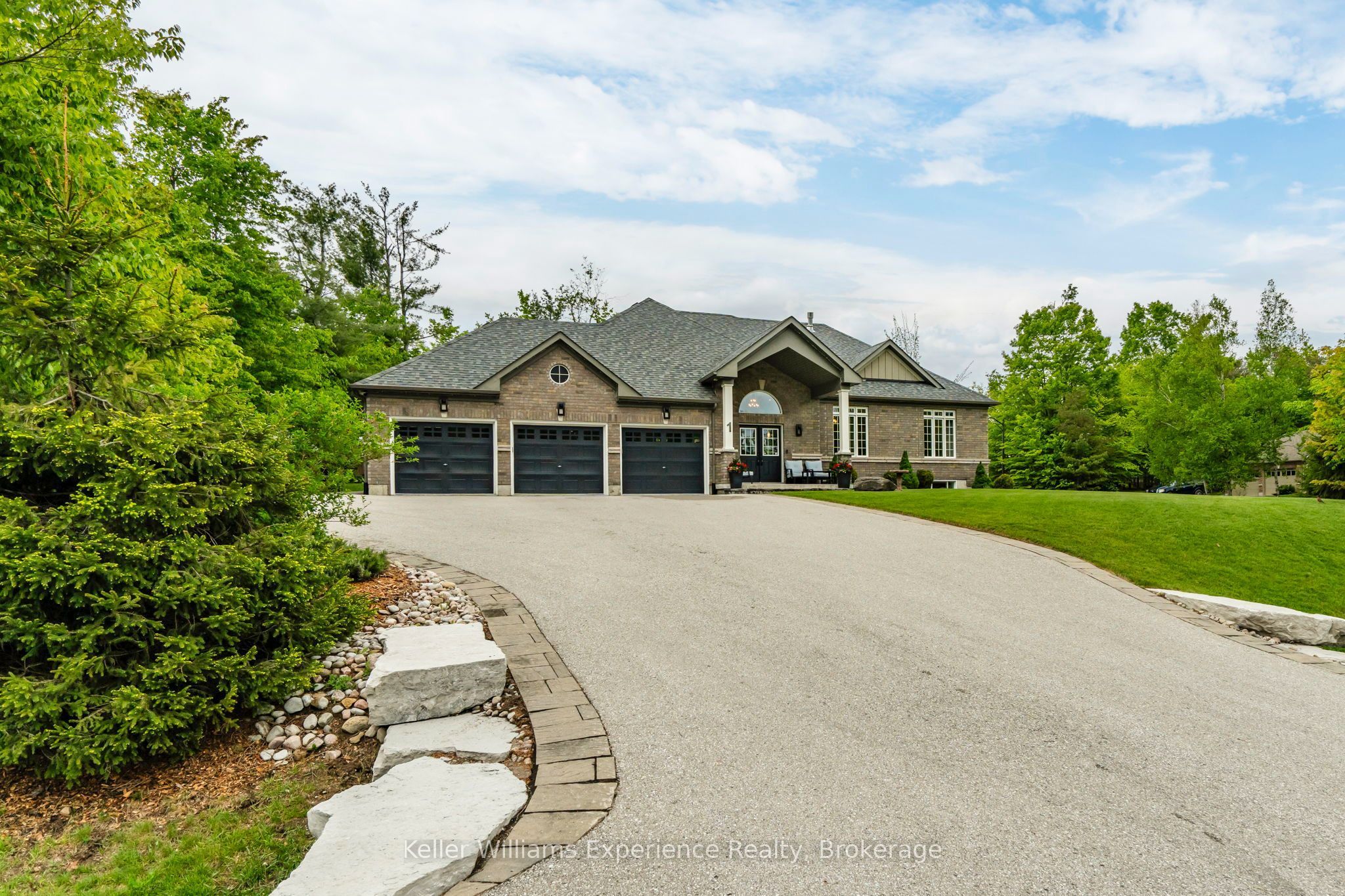 1 Topaz Court Property Photo 1