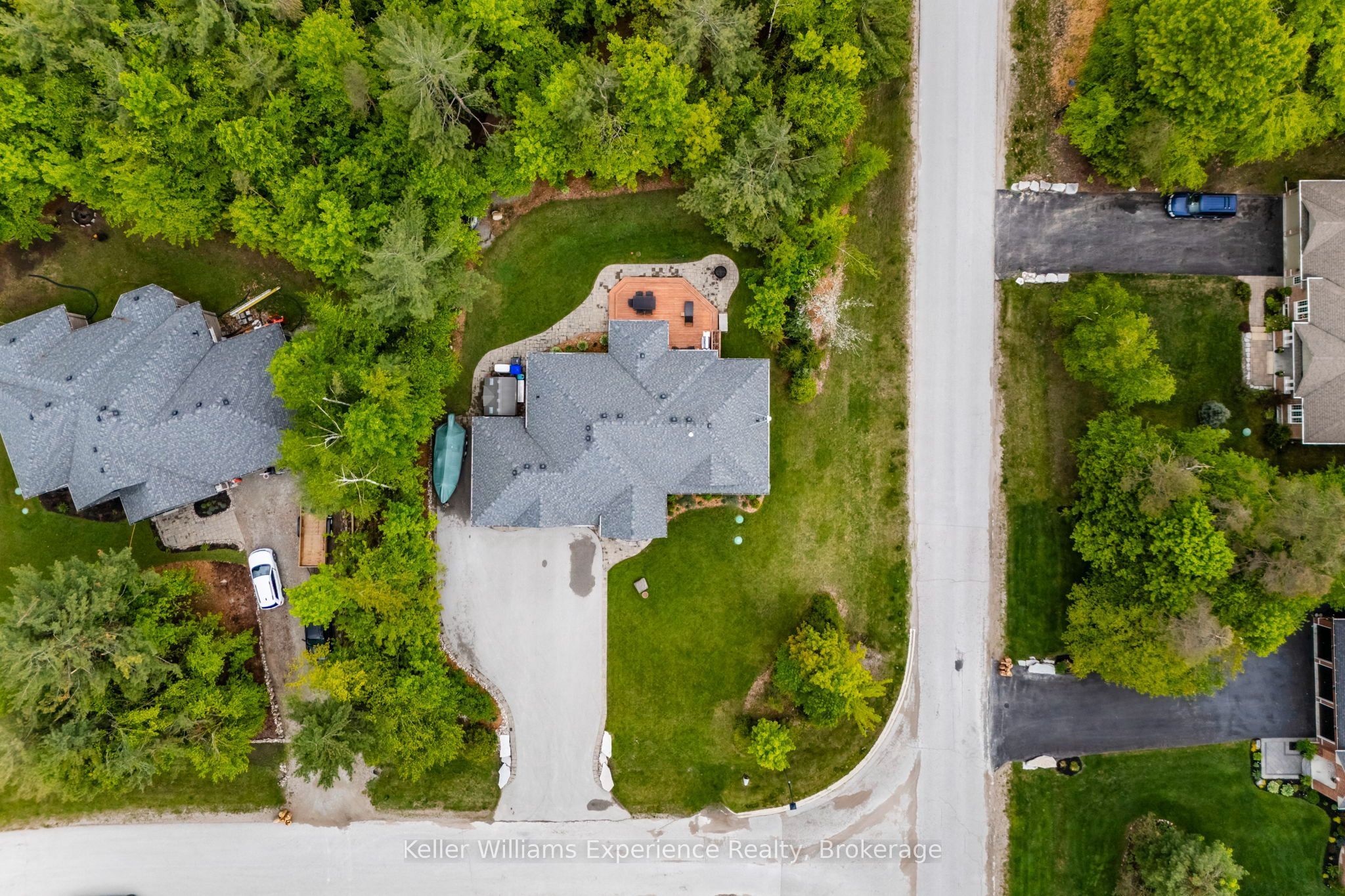 1 Topaz Court Property Photo 4