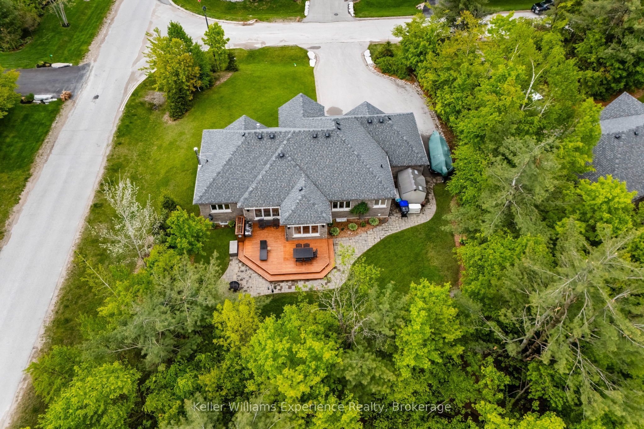 1 Topaz Court Property Photo 34
