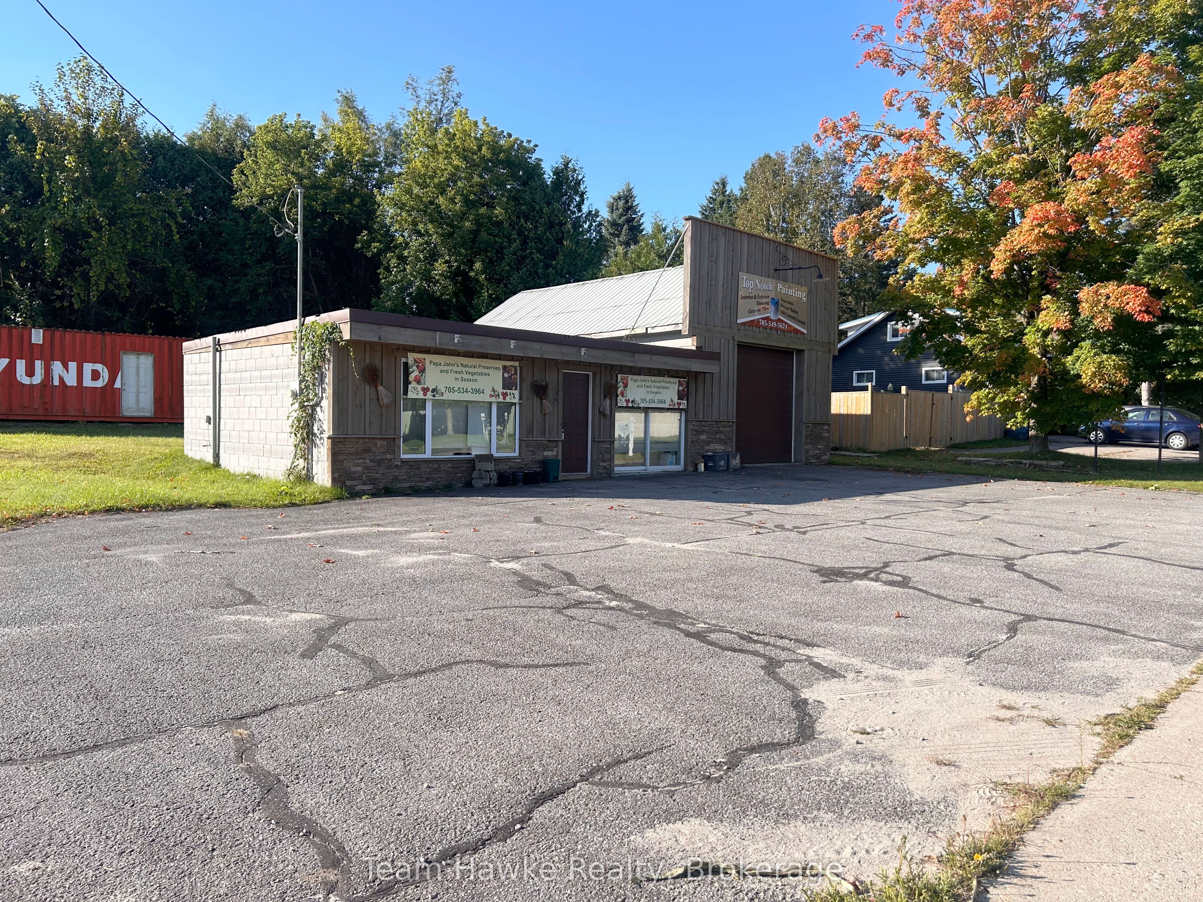 156 Robert Street Property Photo 2