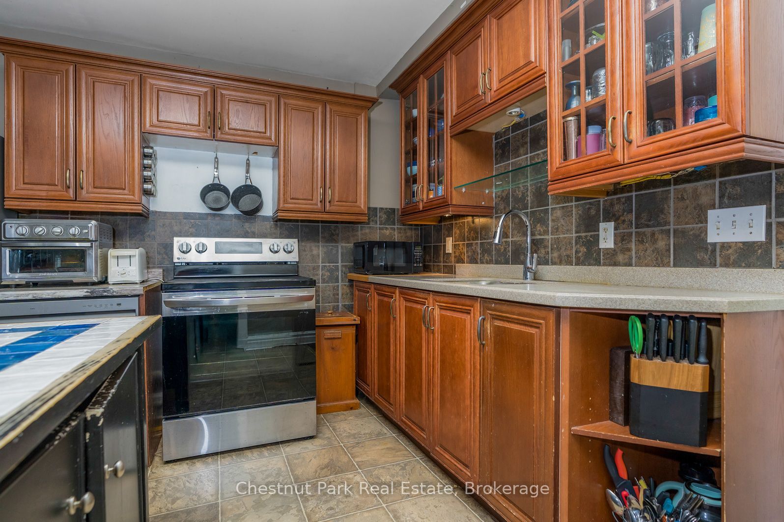 4 Parkside Avenue Property Photo 7
