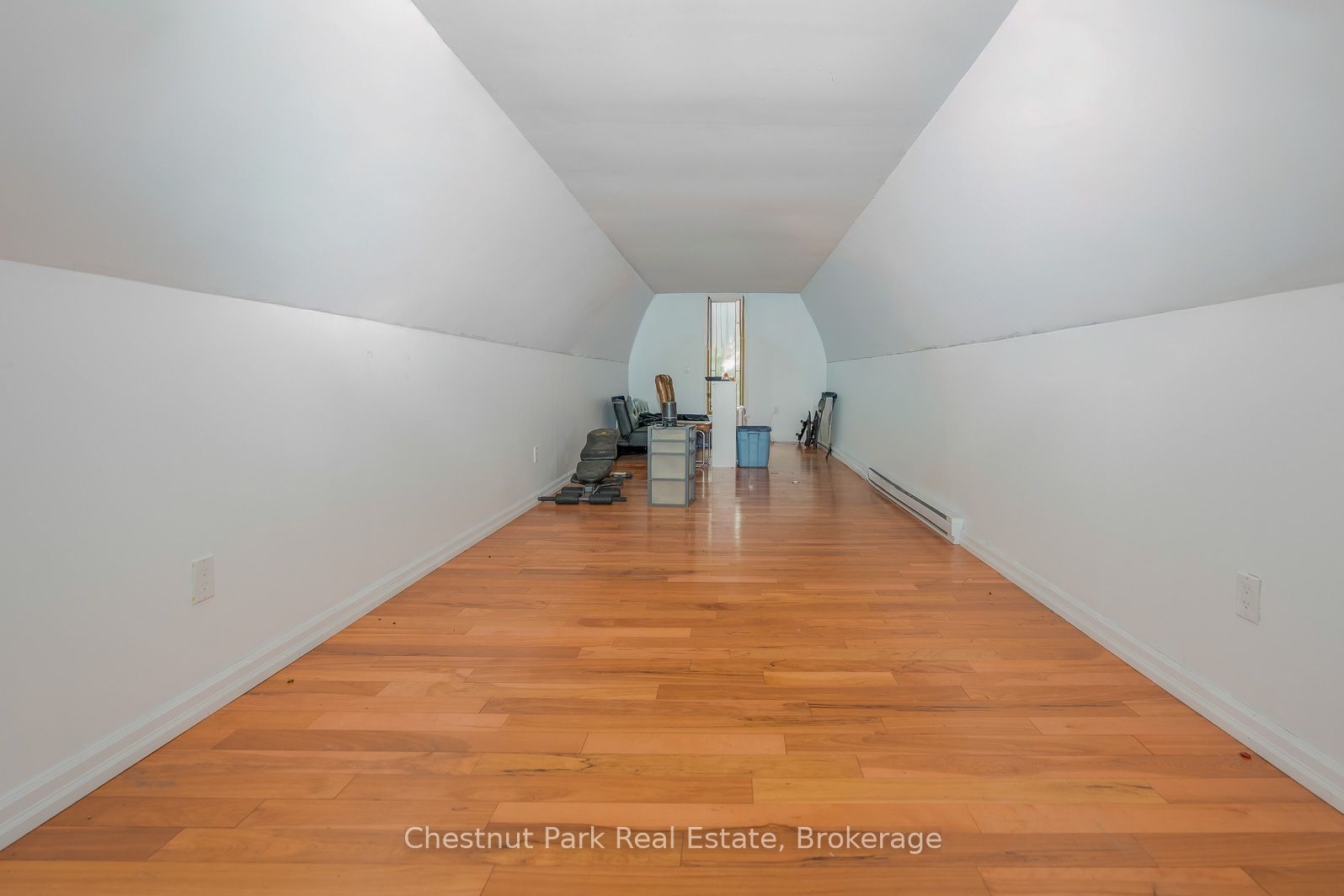 4 Parkside Avenue Property Photo 29