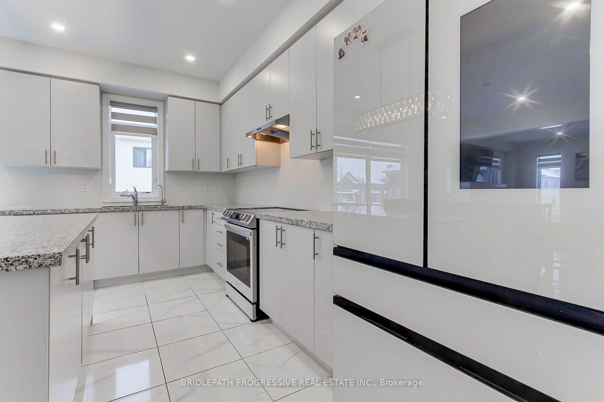 145 Terry Fox Drive Property Photo 11