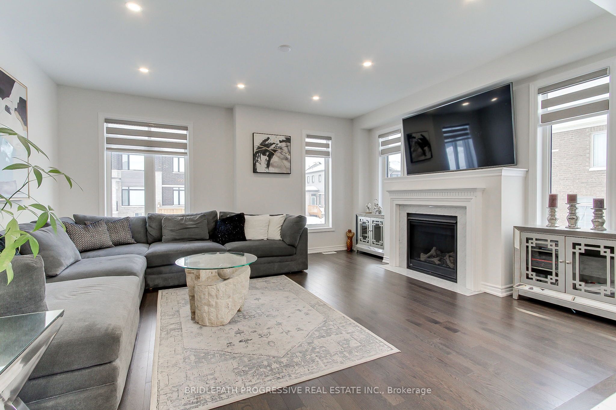 145 Terry Fox Drive Property Photo 14