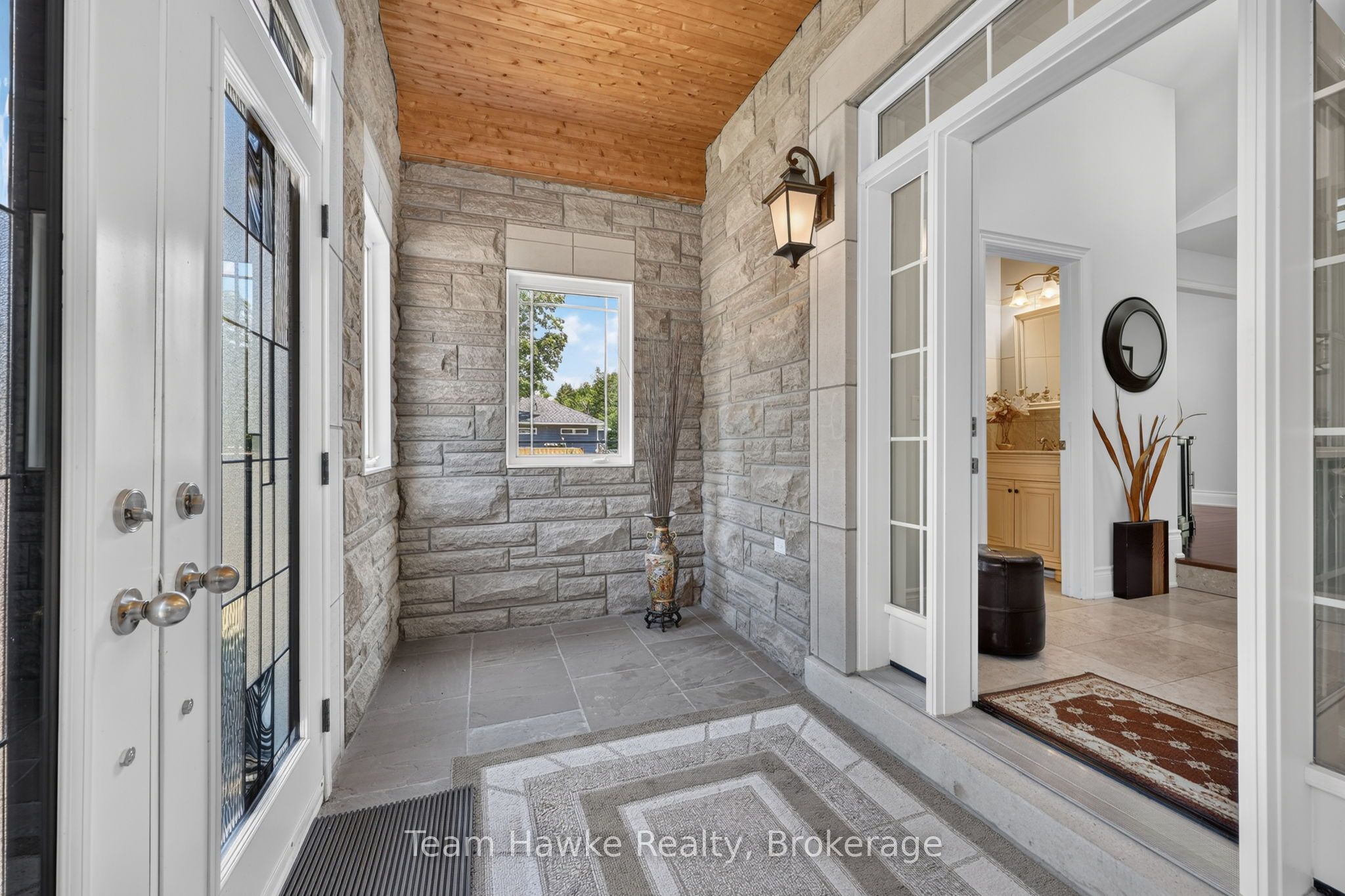 9 Tucson Road Property Photo 3