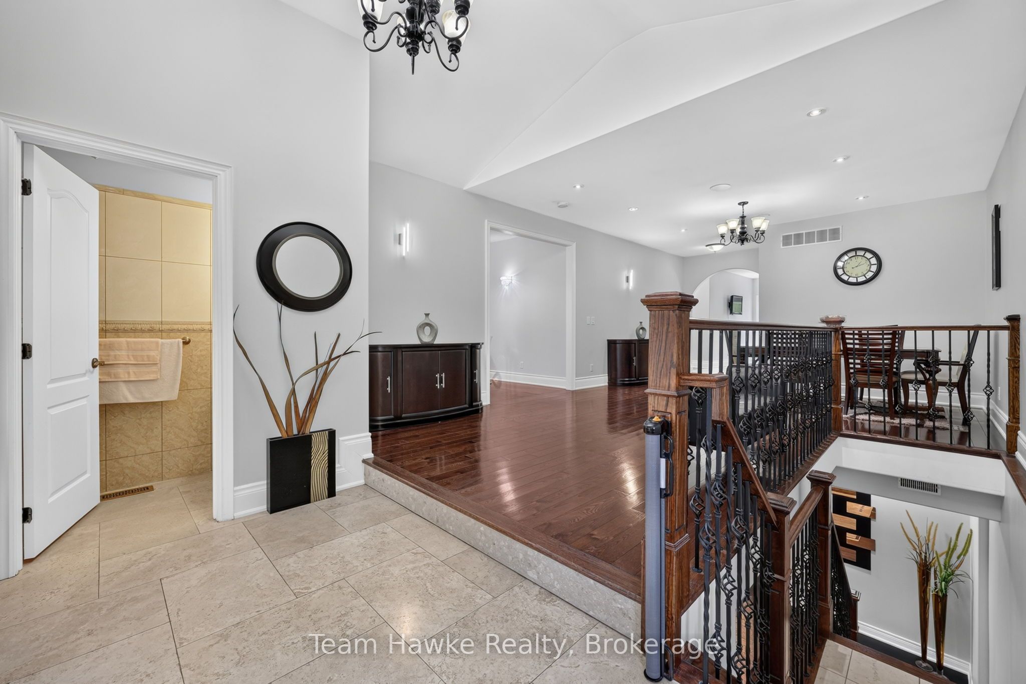 9 Tucson Road Property Photo 4