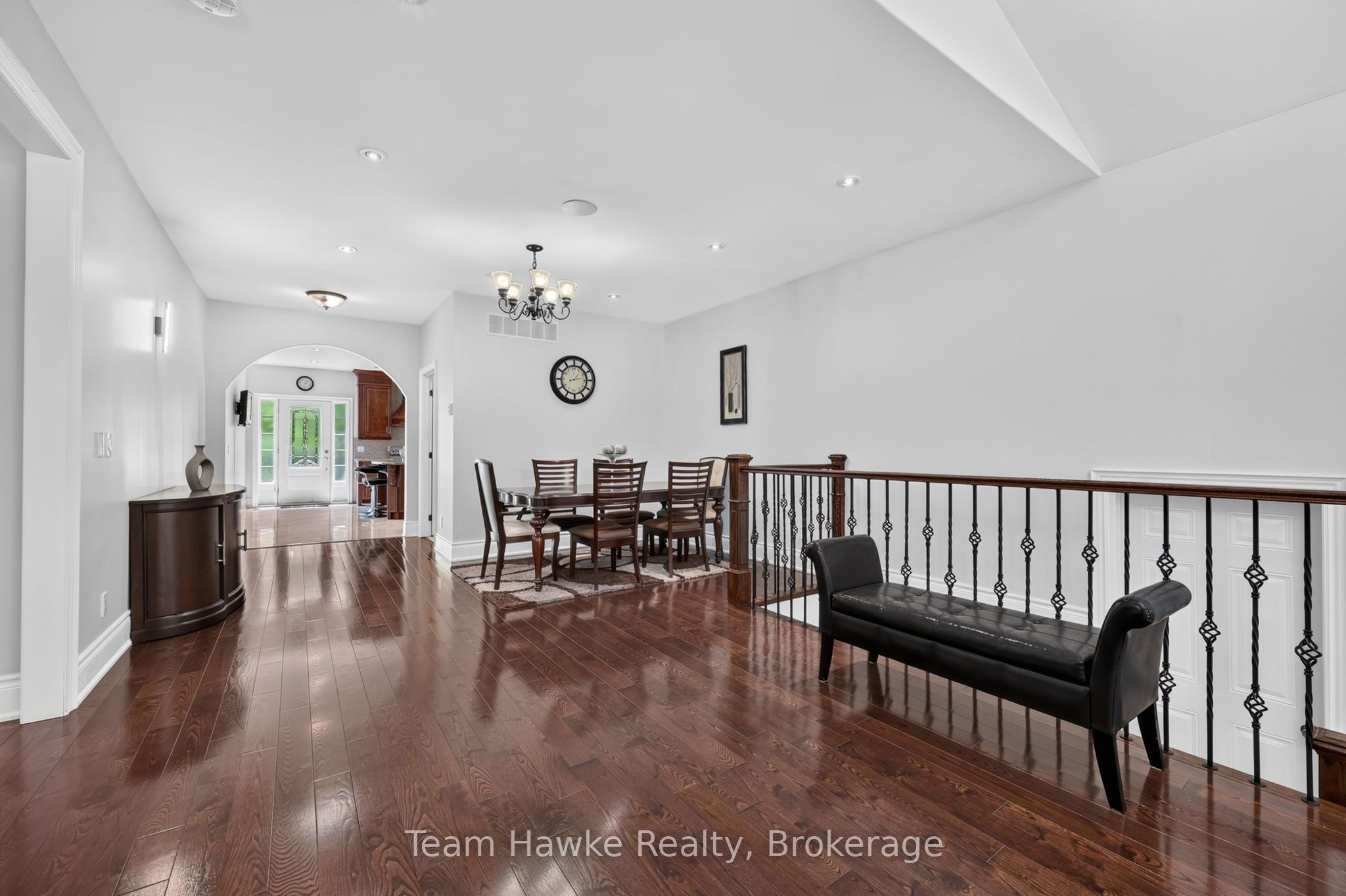 9 Tucson Road Property Photo 6
