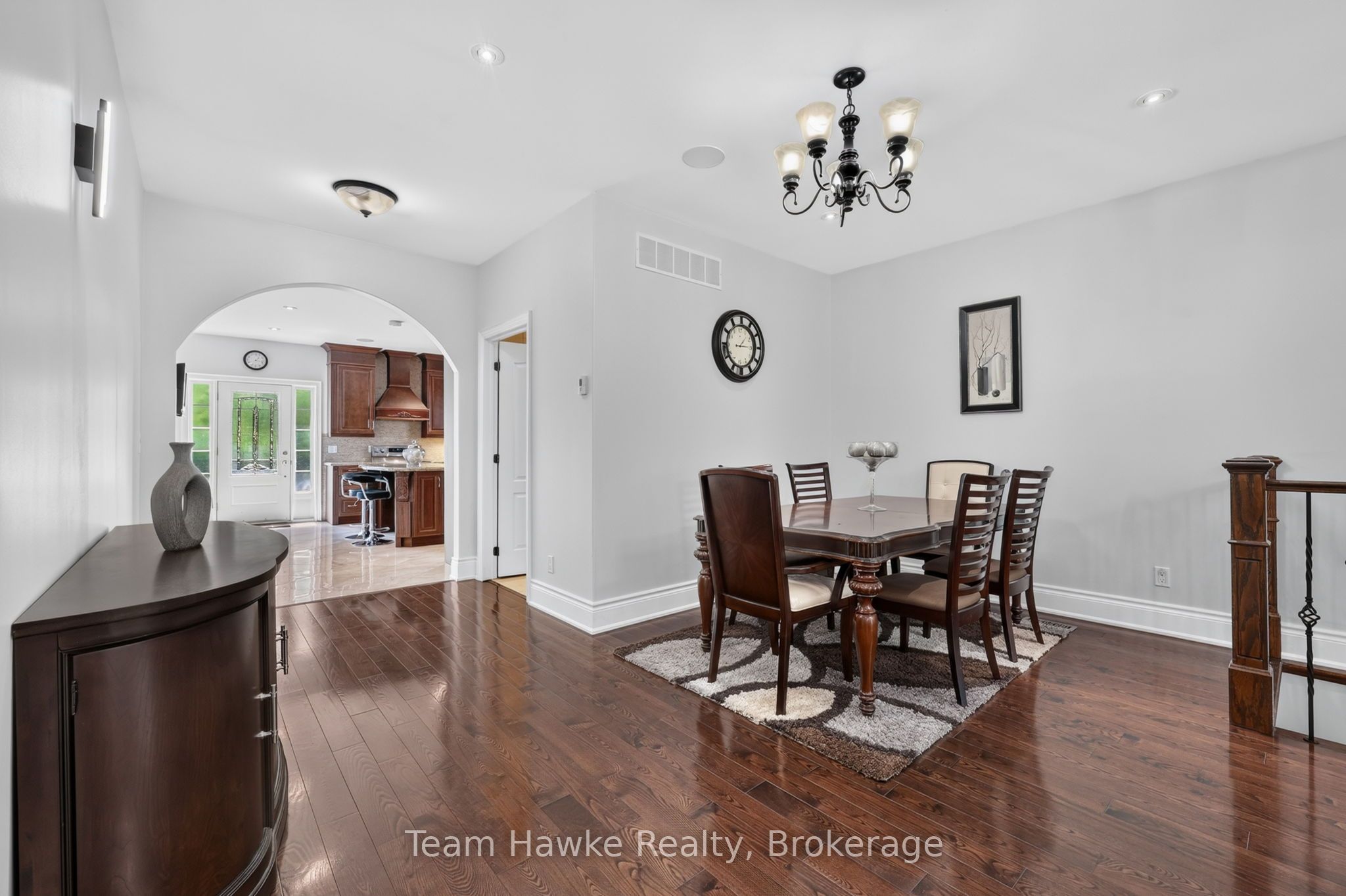 9 Tucson Road Property Photo 8