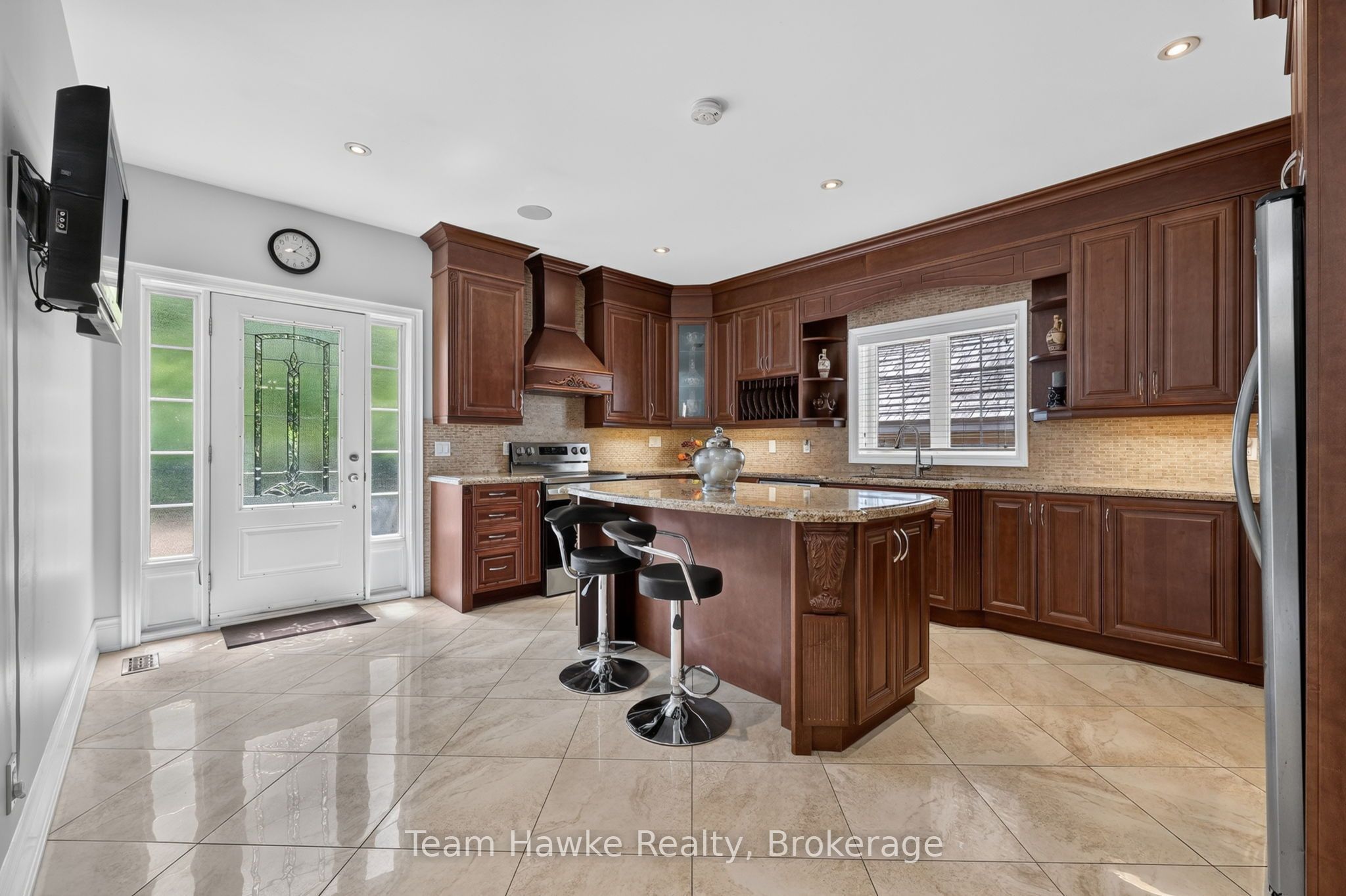 9 Tucson Road Property Photo 9