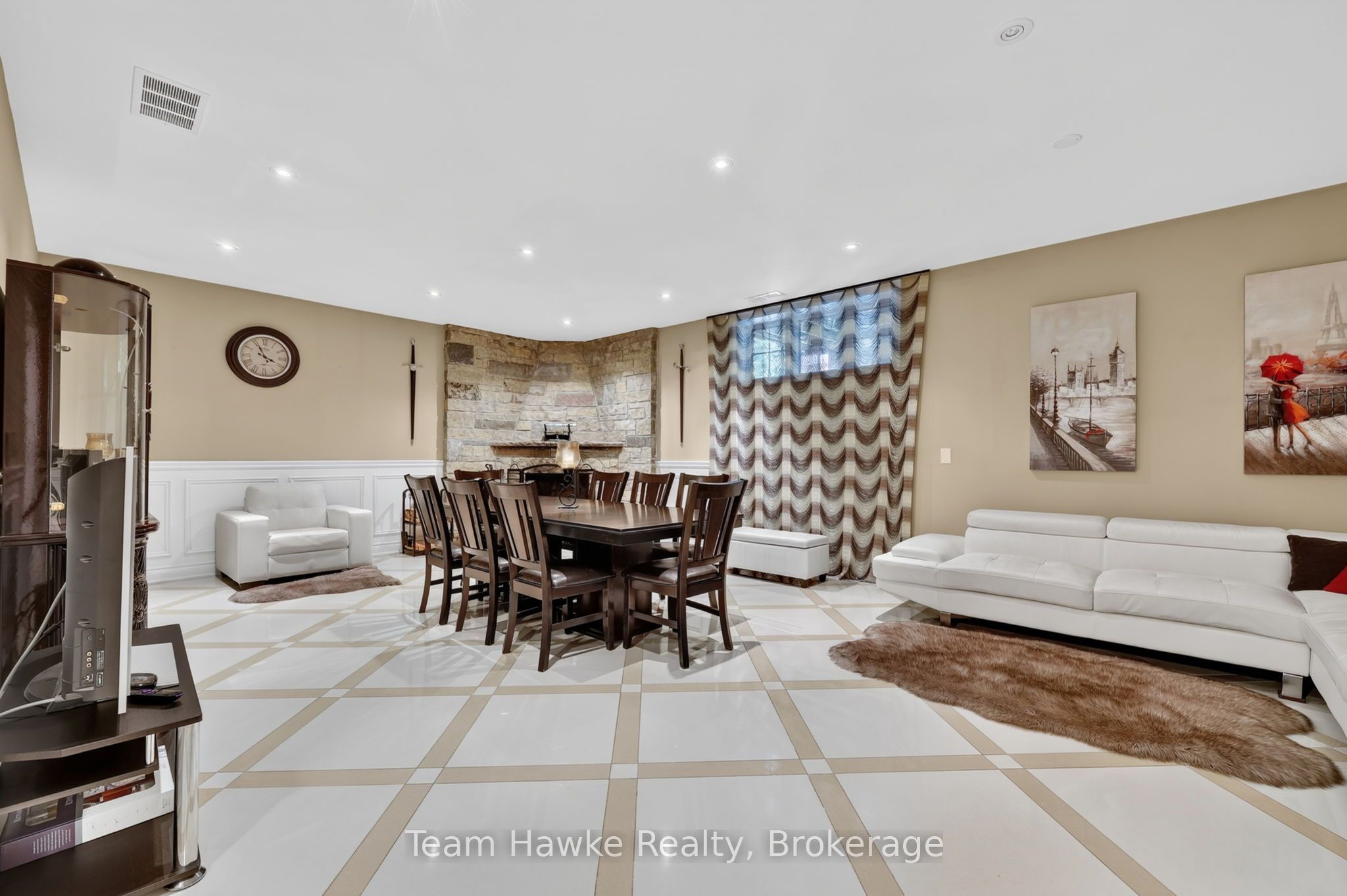 9 Tucson Road Property Photo 25