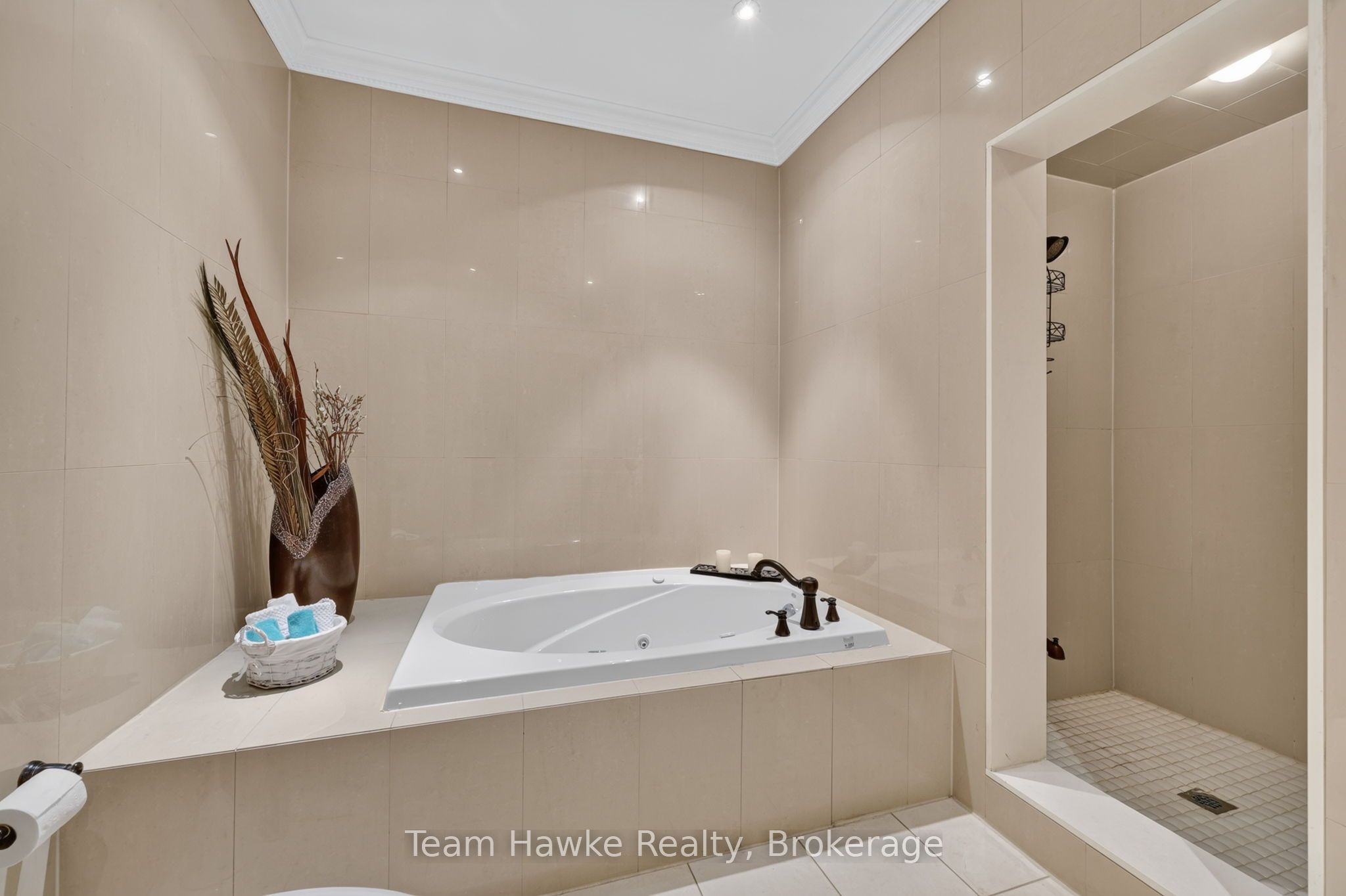 9 Tucson Road Property Photo 31