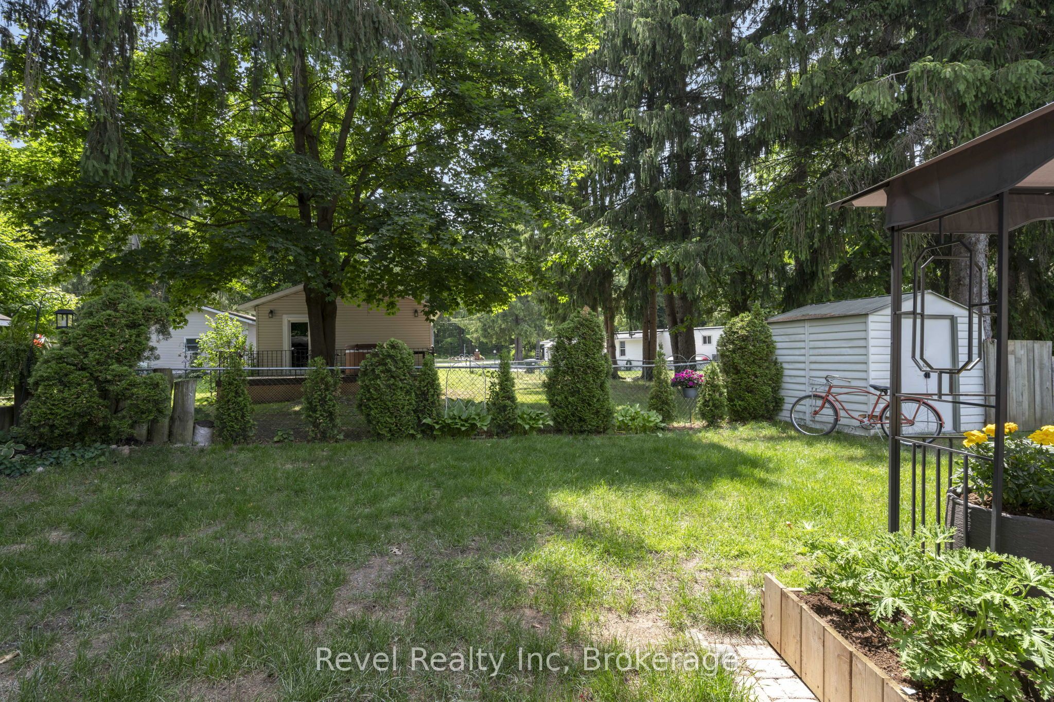5411 Elliott Side Road 19 Property Photo 18