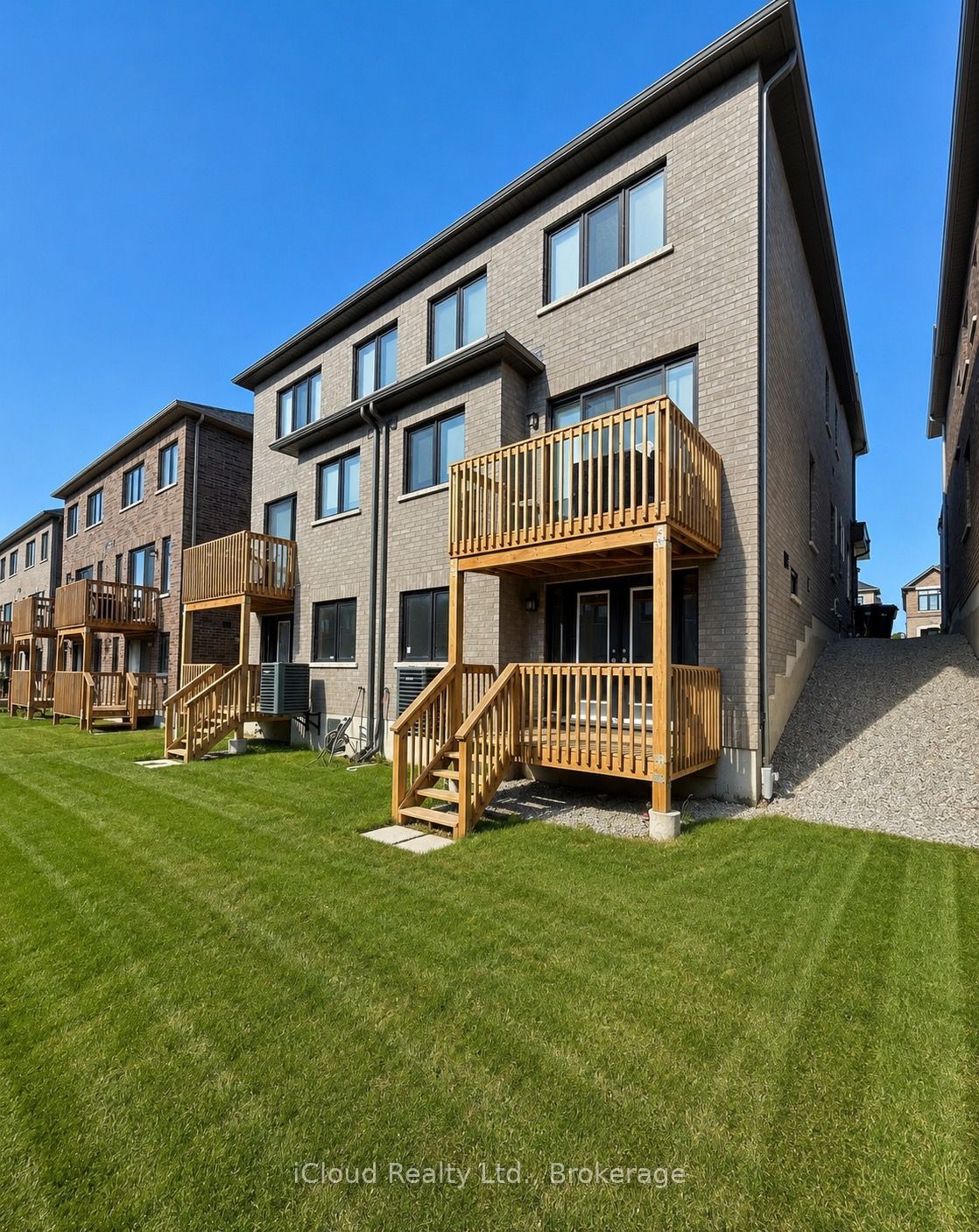 100 Bearberry Road Property Photo 25