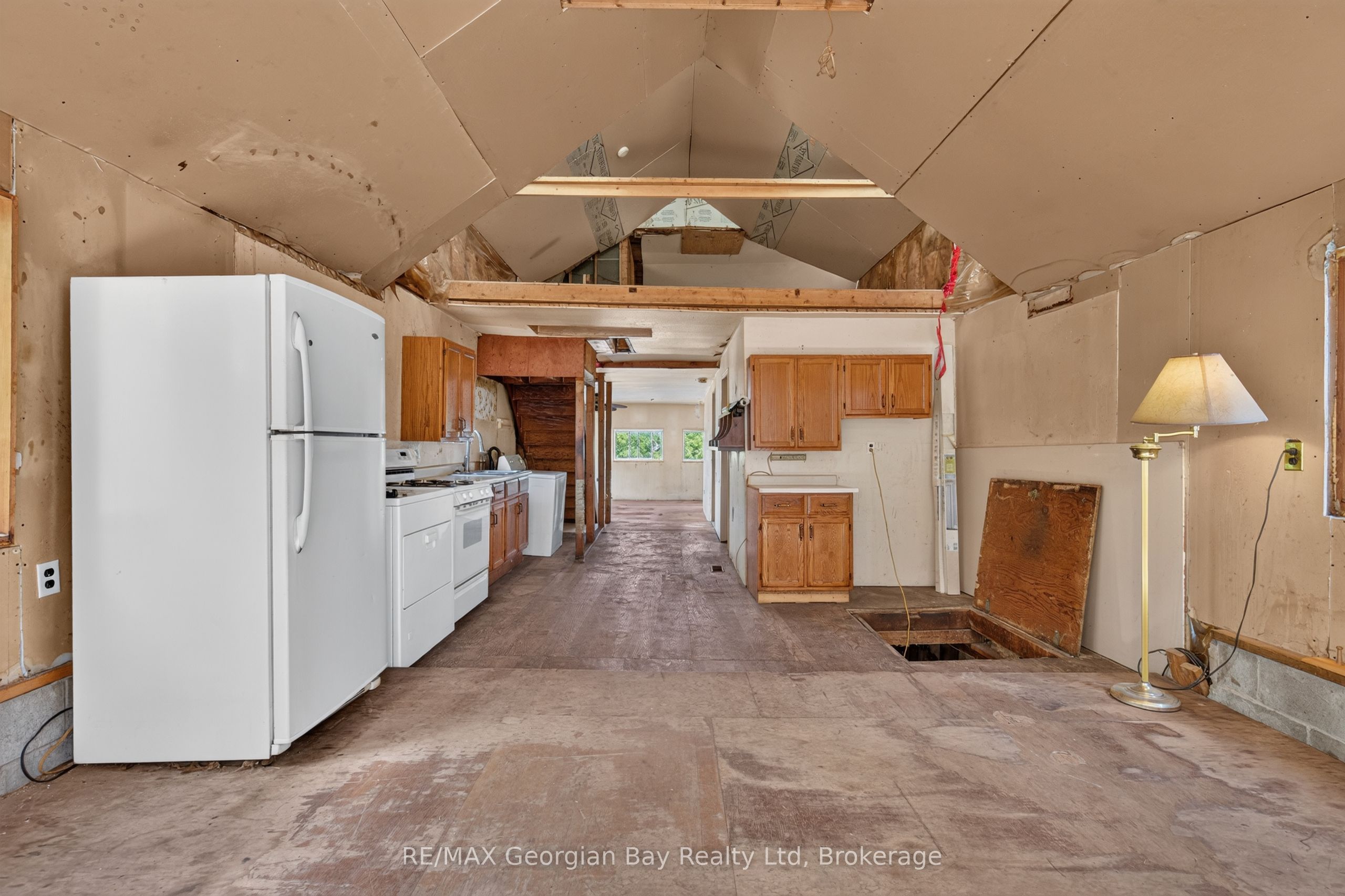 379 Gloucester Street Property Photo 5