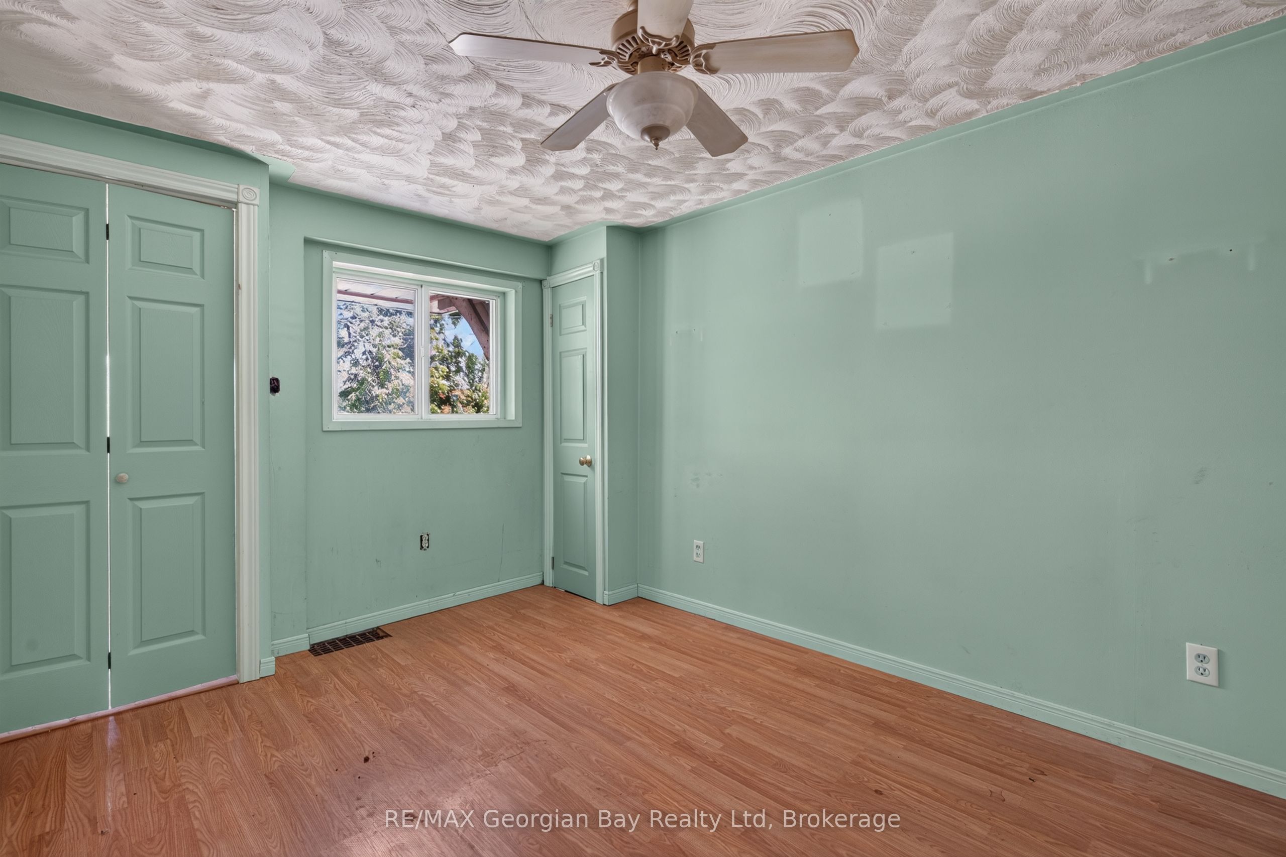 379 Gloucester Street Property Photo 10