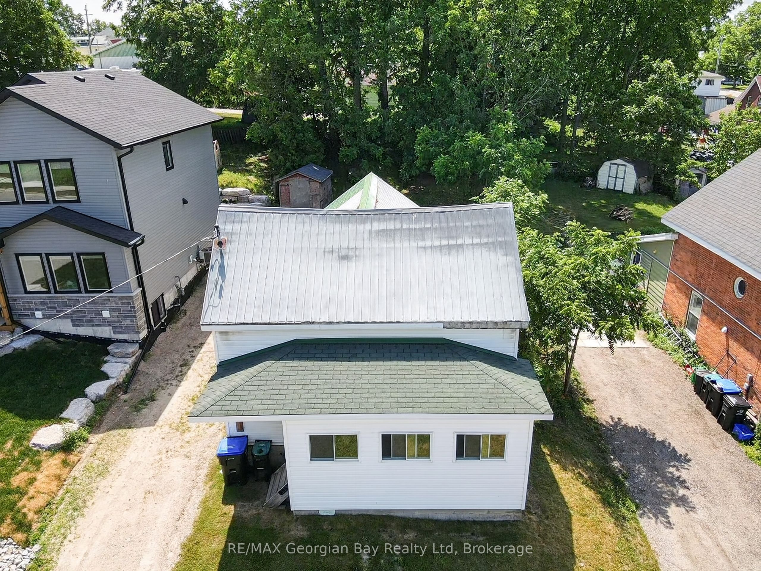 379 Gloucester Street Property Photo 22