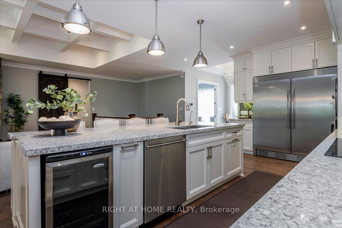 8 Lloyd Cook Drive W Property Photo 12