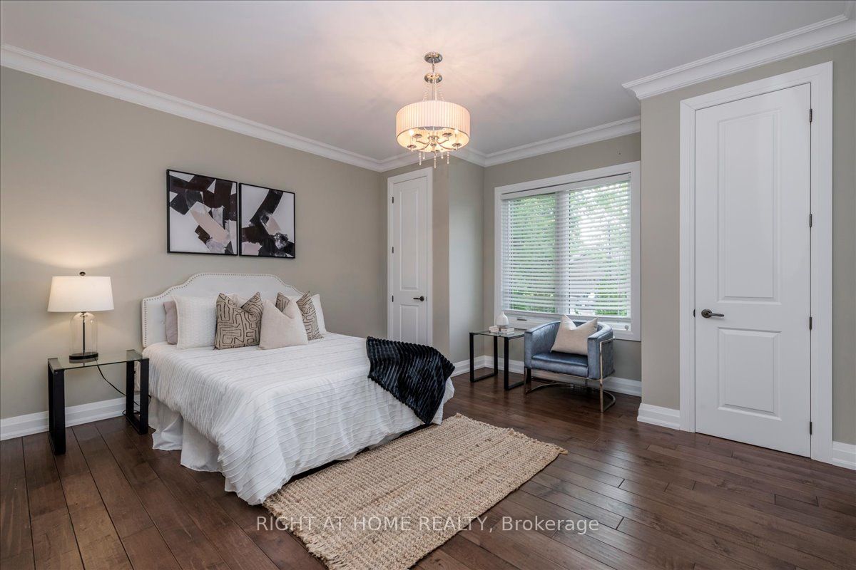 8 Lloyd Cook Drive W Property Photo 34