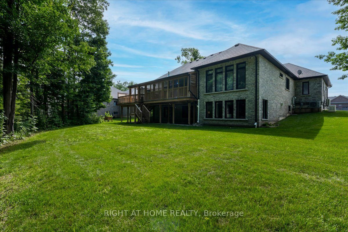 8 Lloyd Cook Drive W Property Photo 46