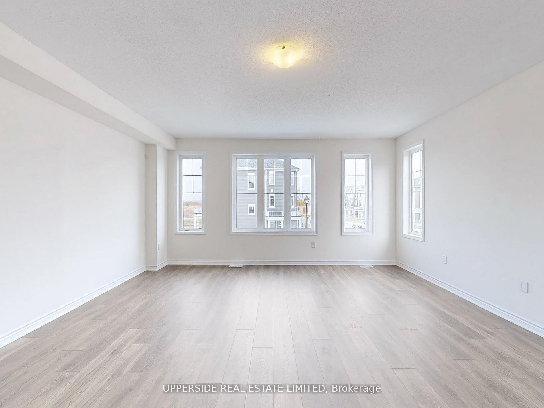 18 Lana Circle Property Photo 6