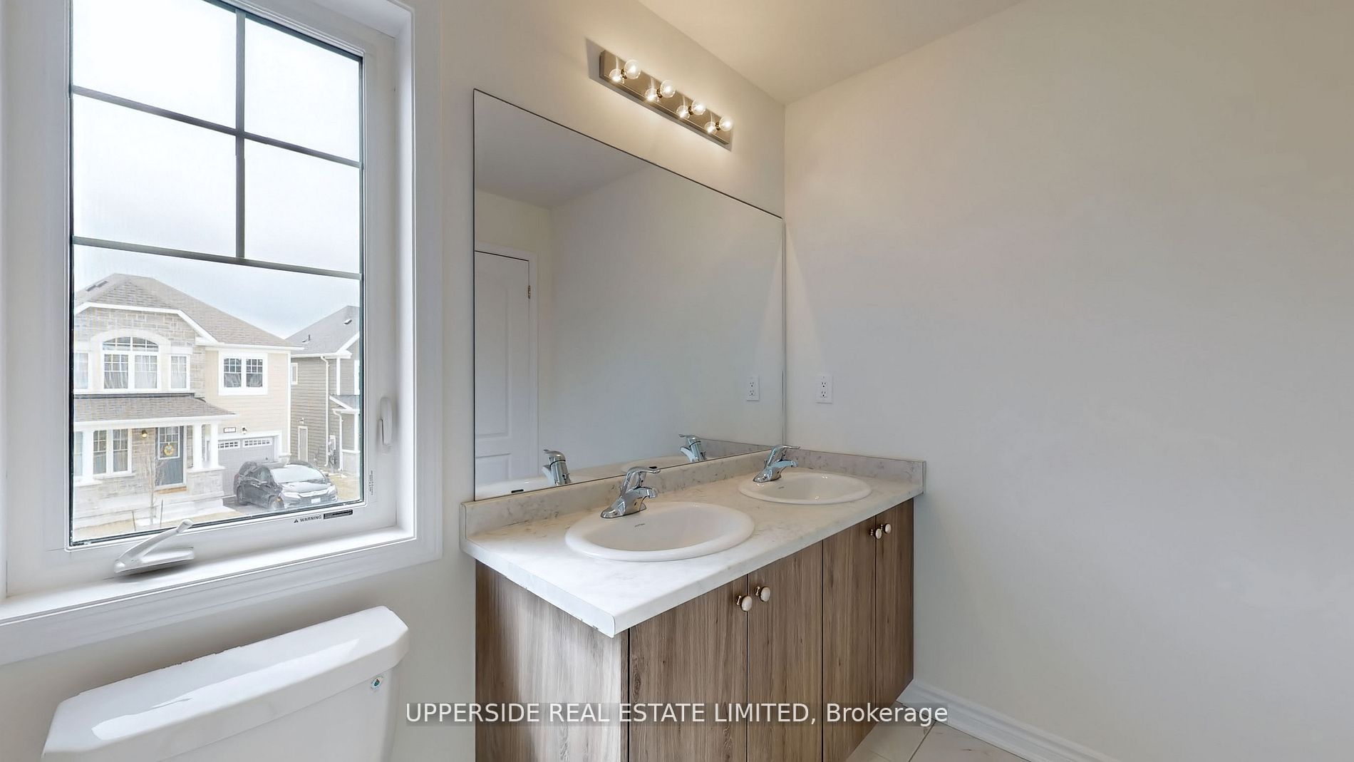 26 Shapira Avenue Property Photo 22