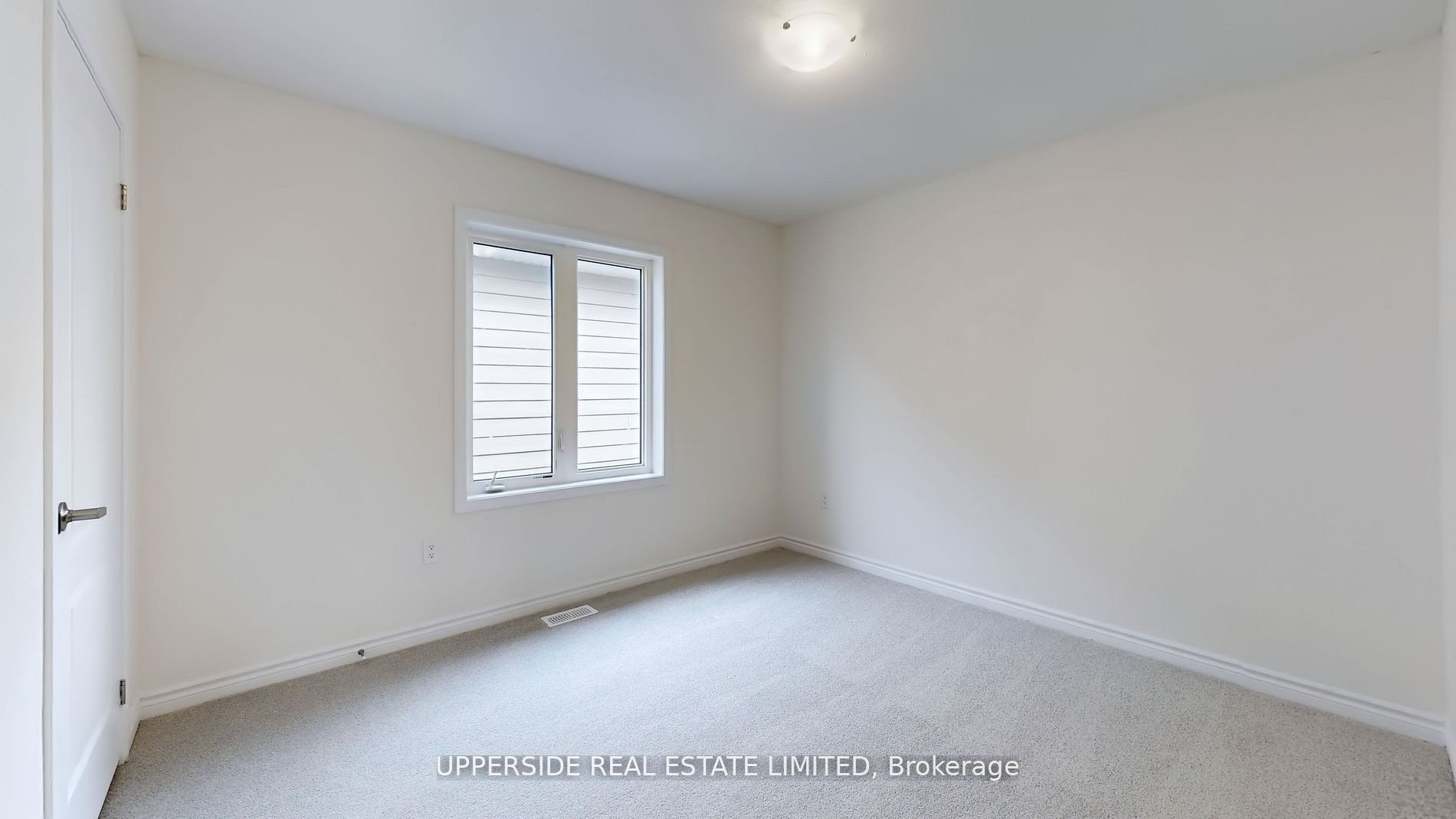 26 Shapira Avenue Property Photo 24