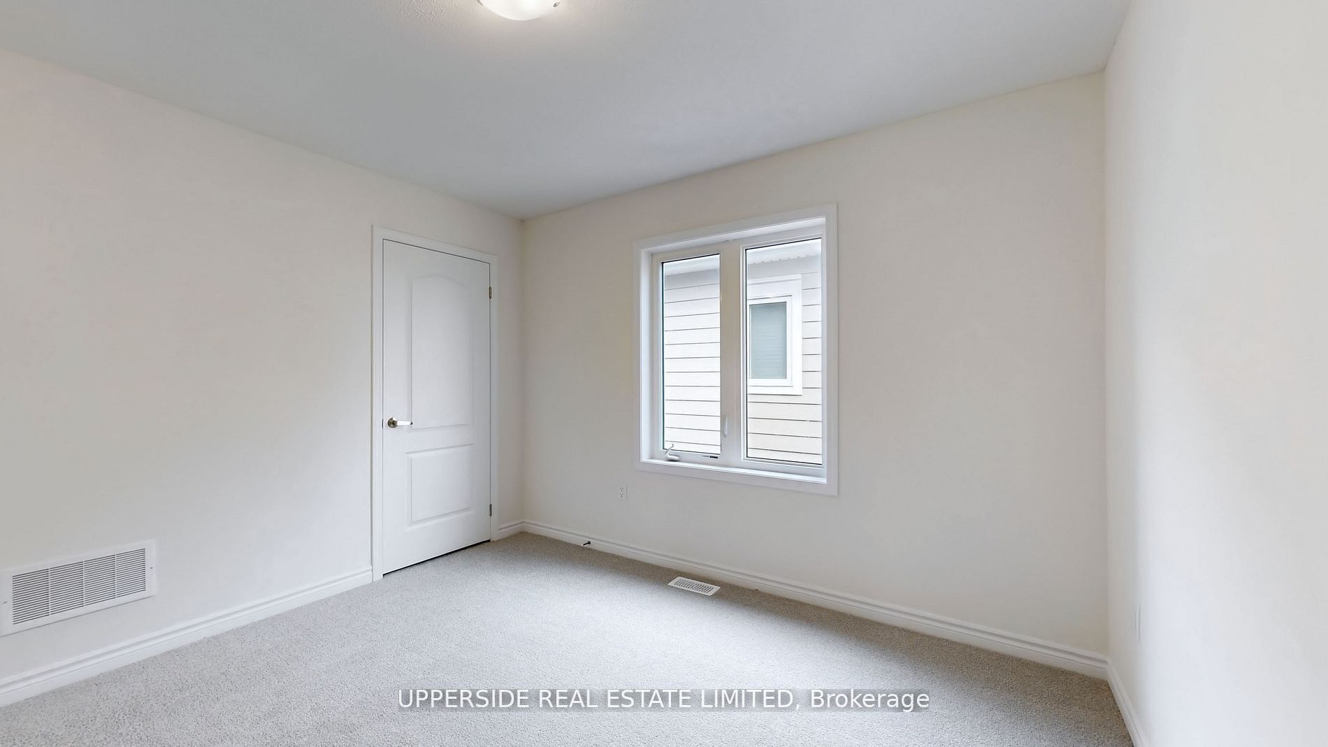 26 Shapira Avenue Property Photo 25