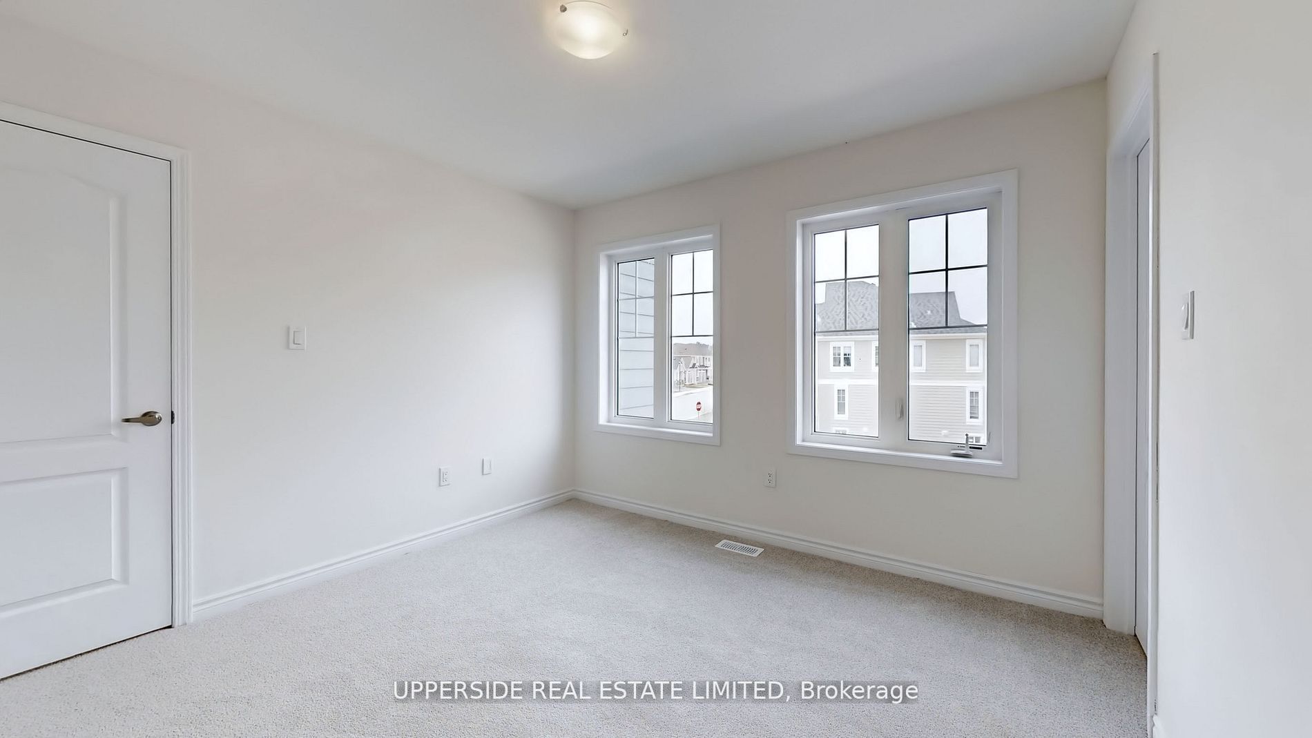 26 Shapira Avenue Property Photo 27