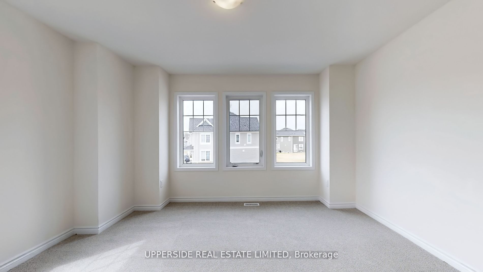 26 Shapira Avenue Property Photo 29
