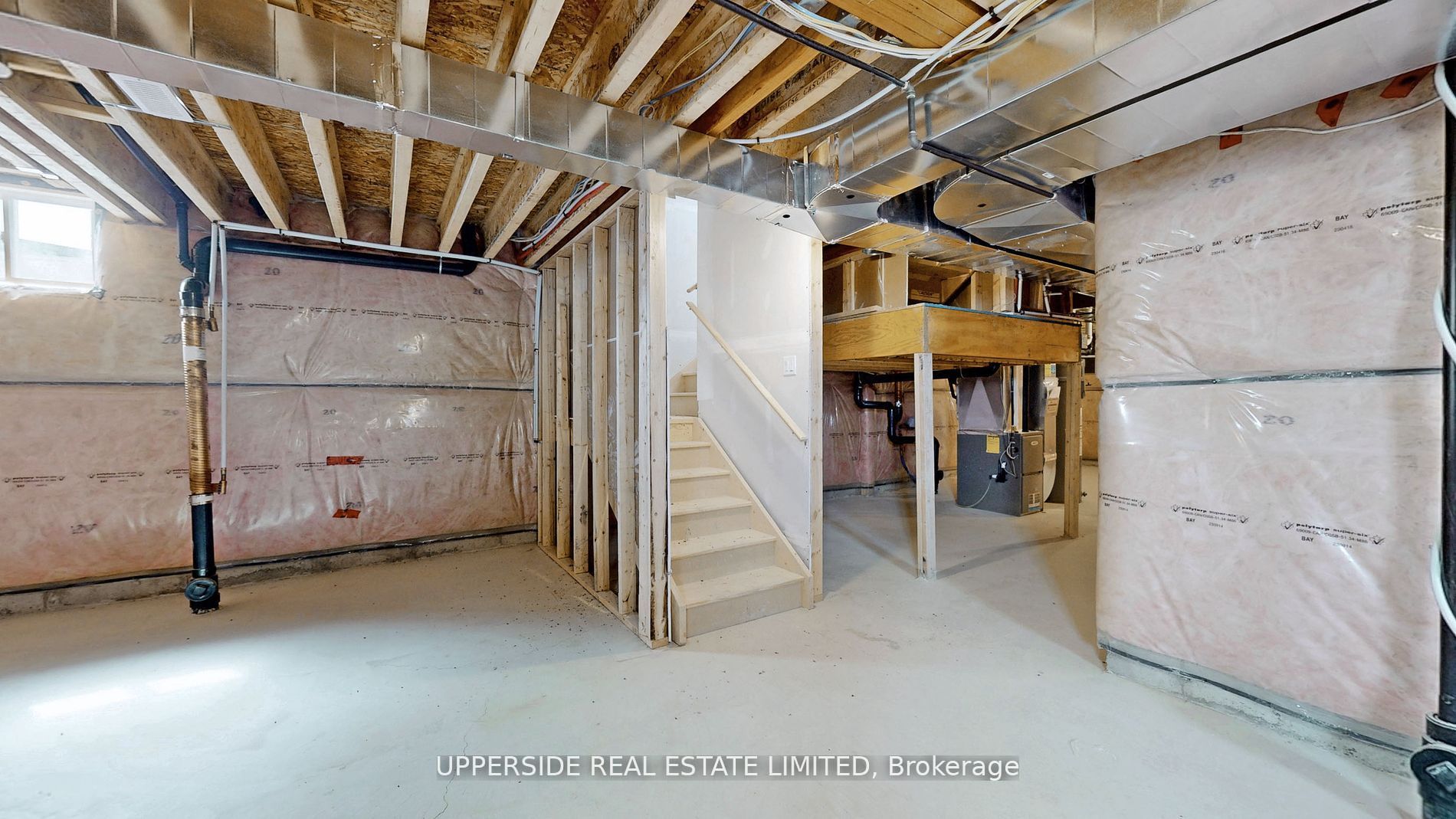 26 Shapira Avenue Property Photo 35