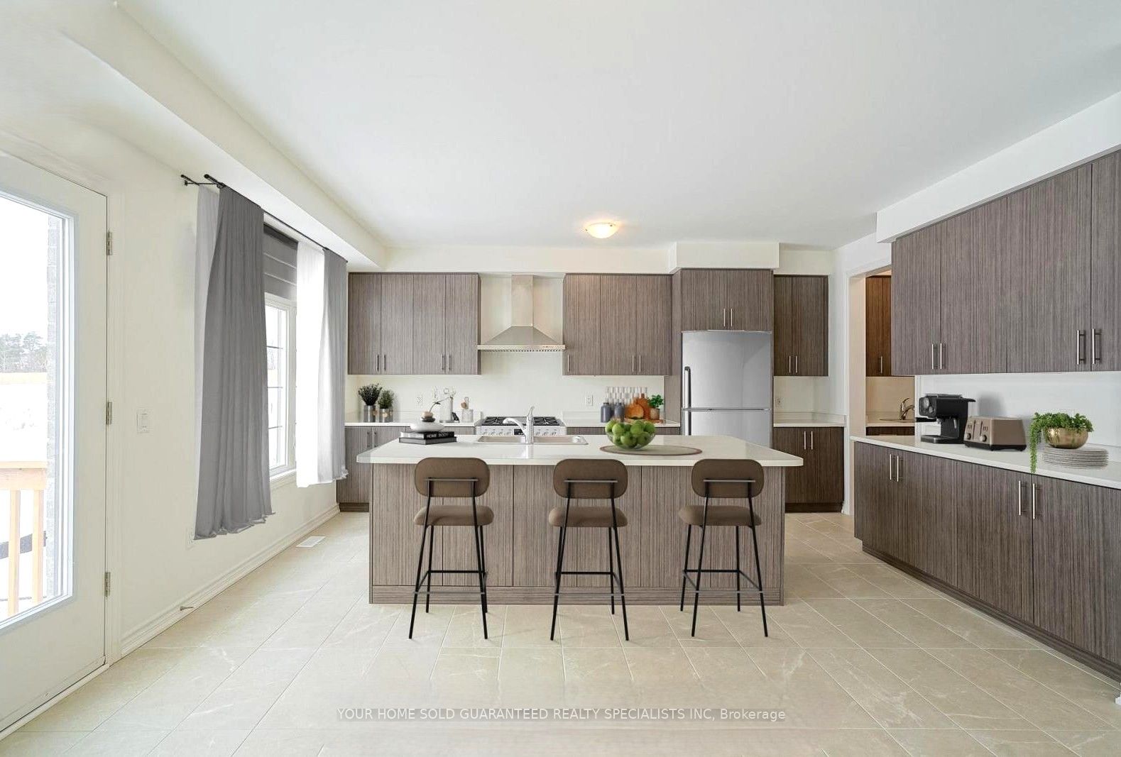 62 Calypso Avenue Property Photo 3