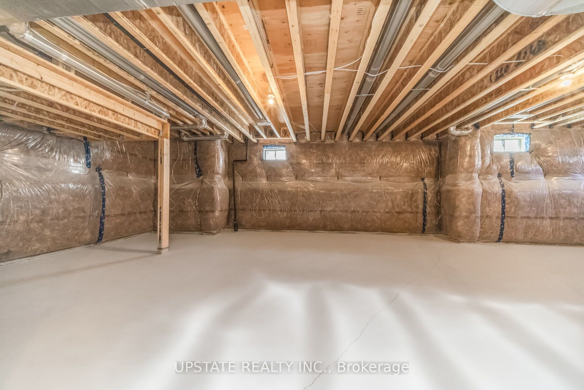 21 Pearsall Place Property Photo 40