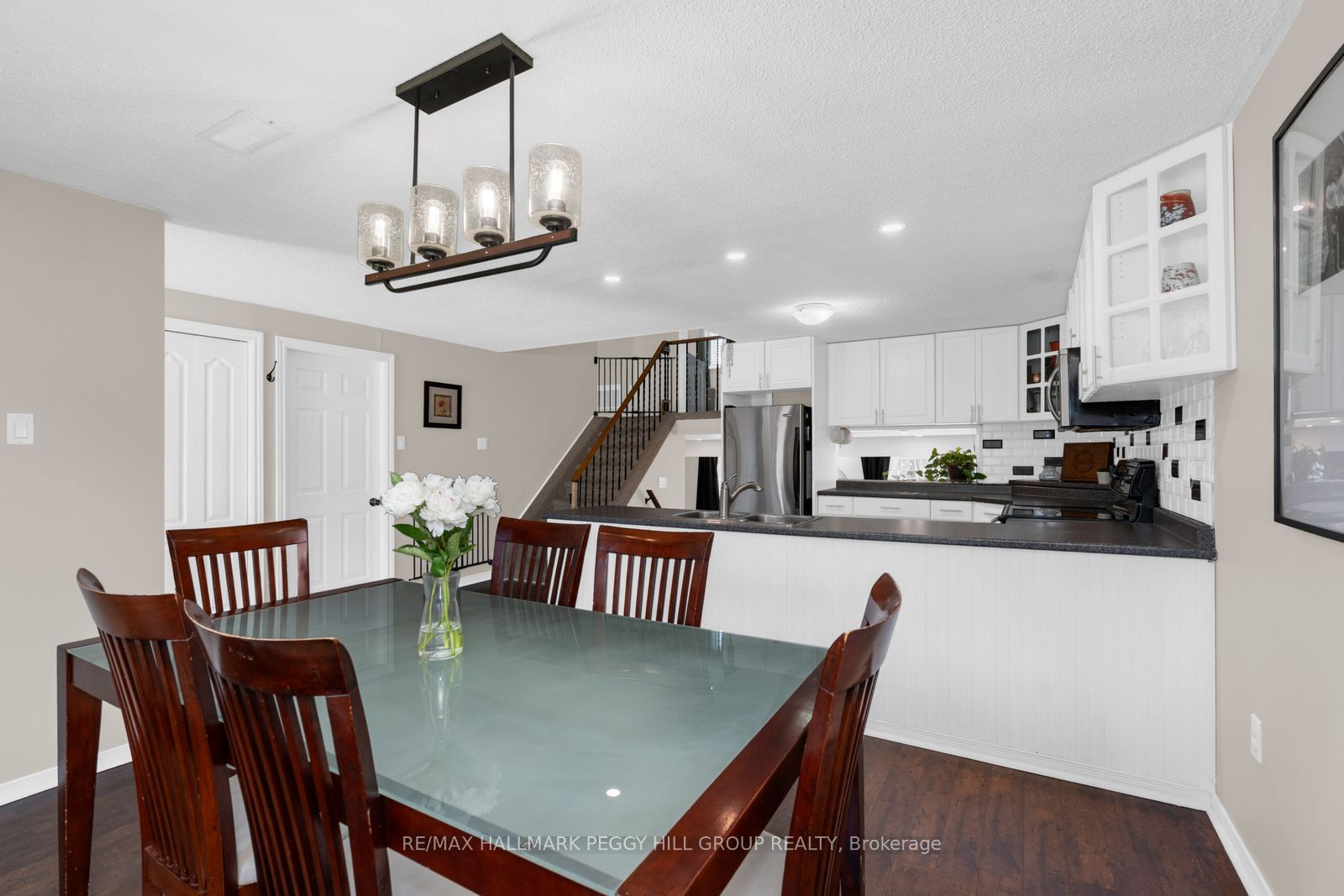 295 Galloway Boulevard Property Photo 2