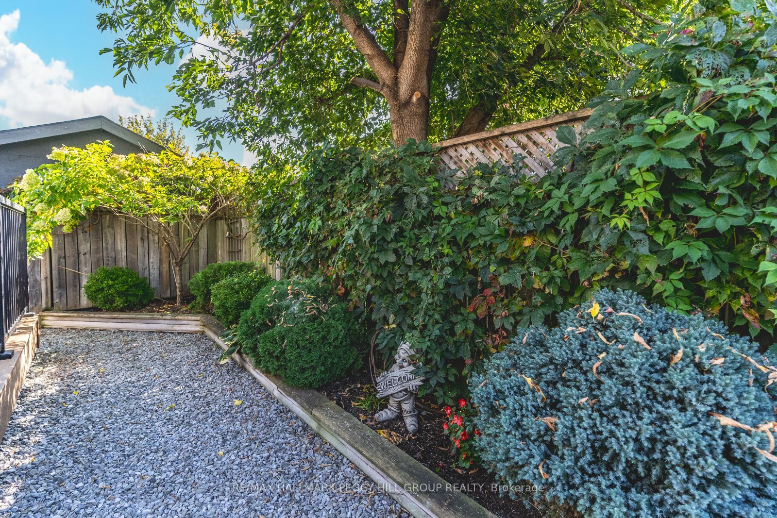 35 Benjamin Lane Property Photo 25