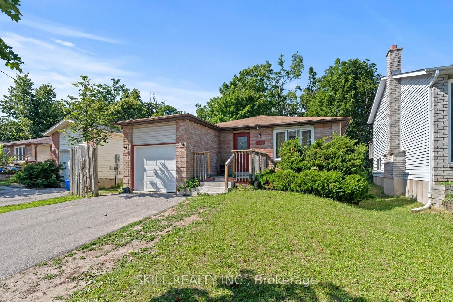 141 Hickling Trail Property Photo 1