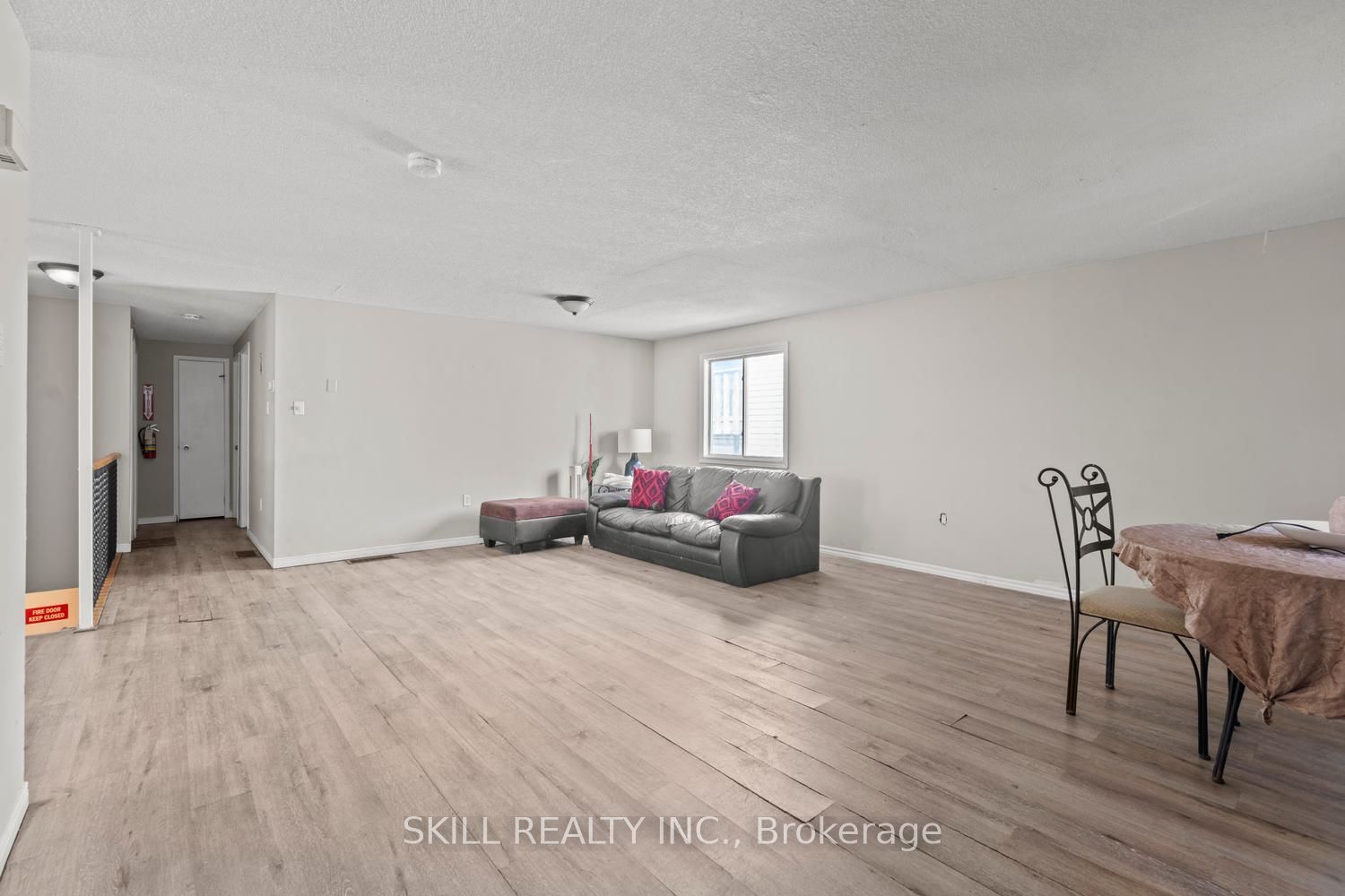 141 Hickling Trail Property Photo 4