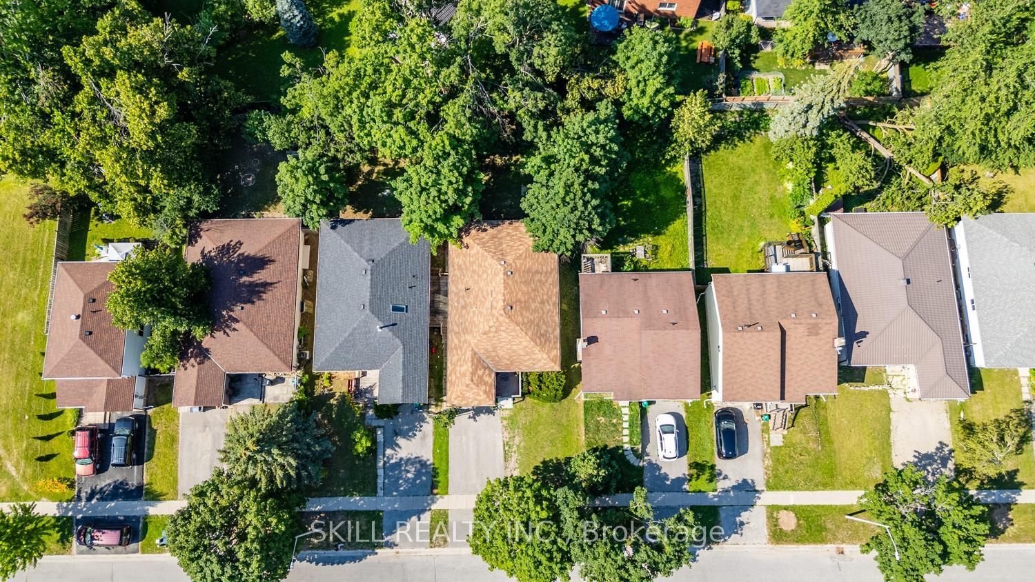 141 Hickling Trail Property Photo 40