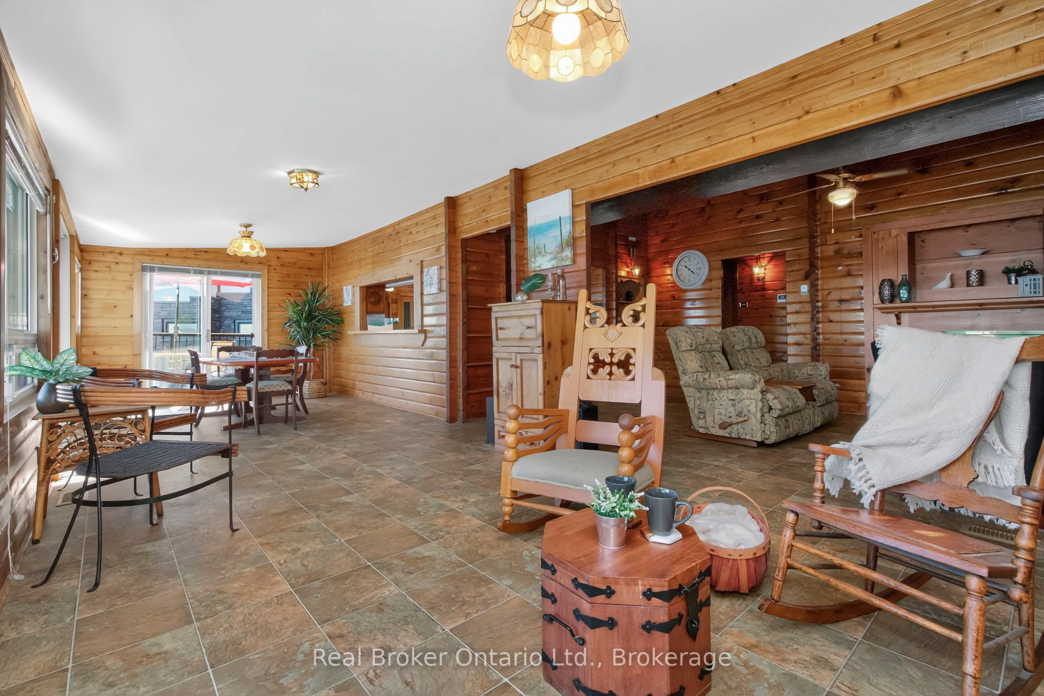 417 Pheasant Lane Property Photo 15