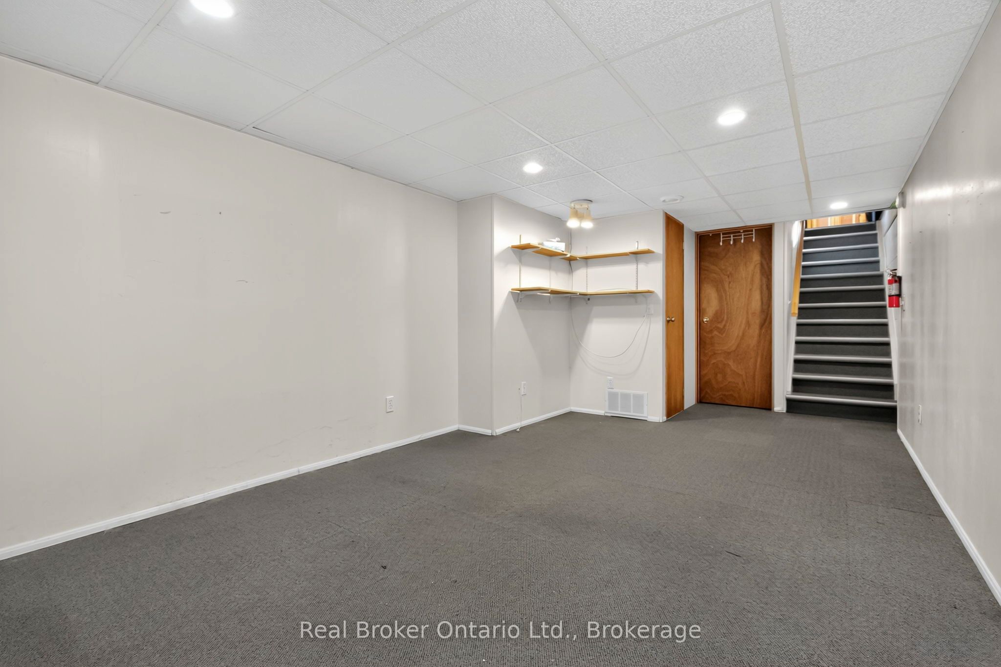 417 Pheasant Lane Property Photo 25
