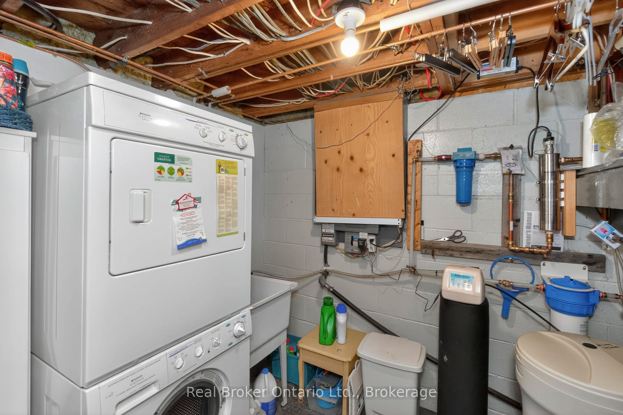 417 Pheasant Lane Property Photo 28