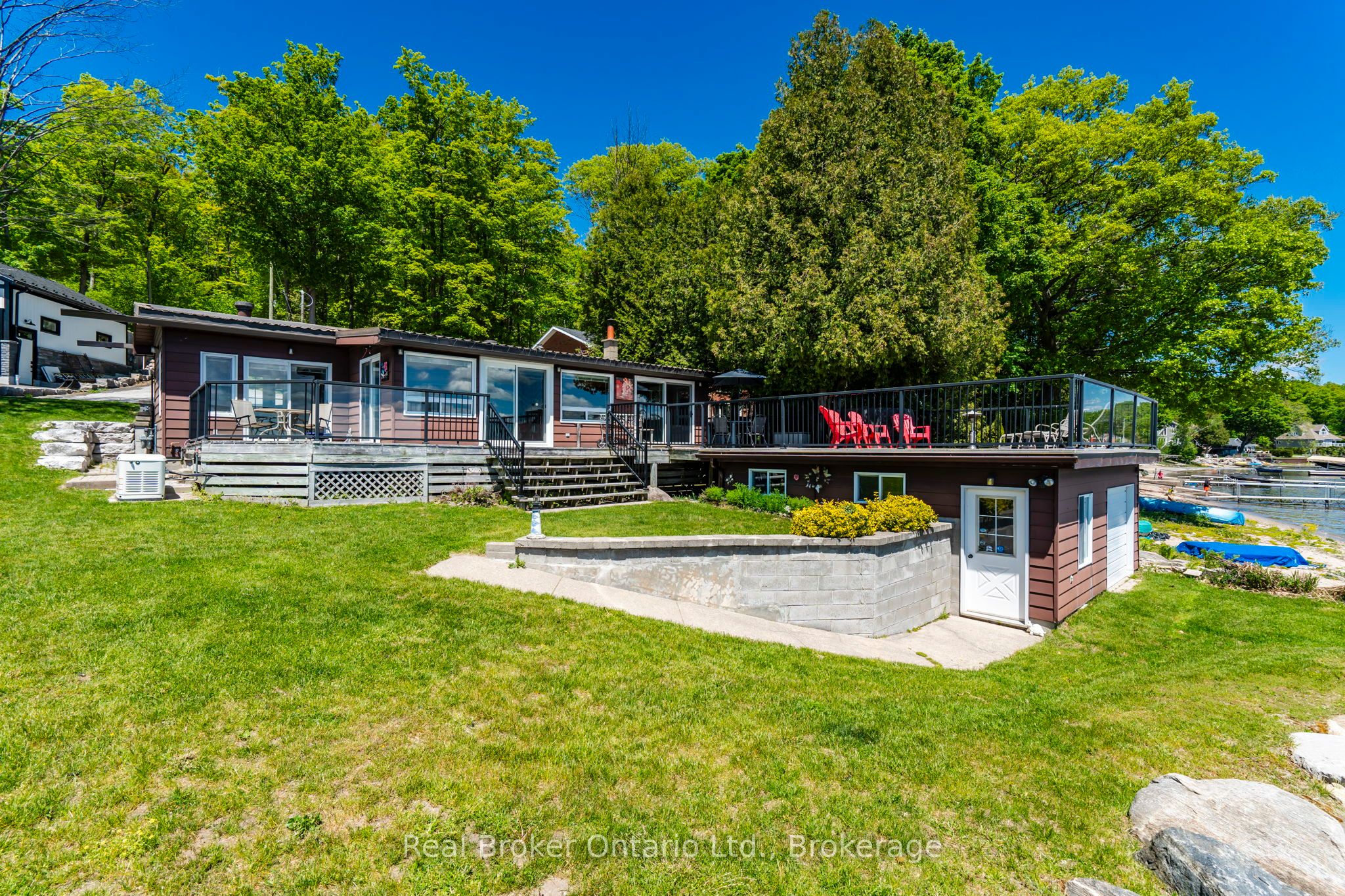 417 Pheasant Lane Property Photo 34