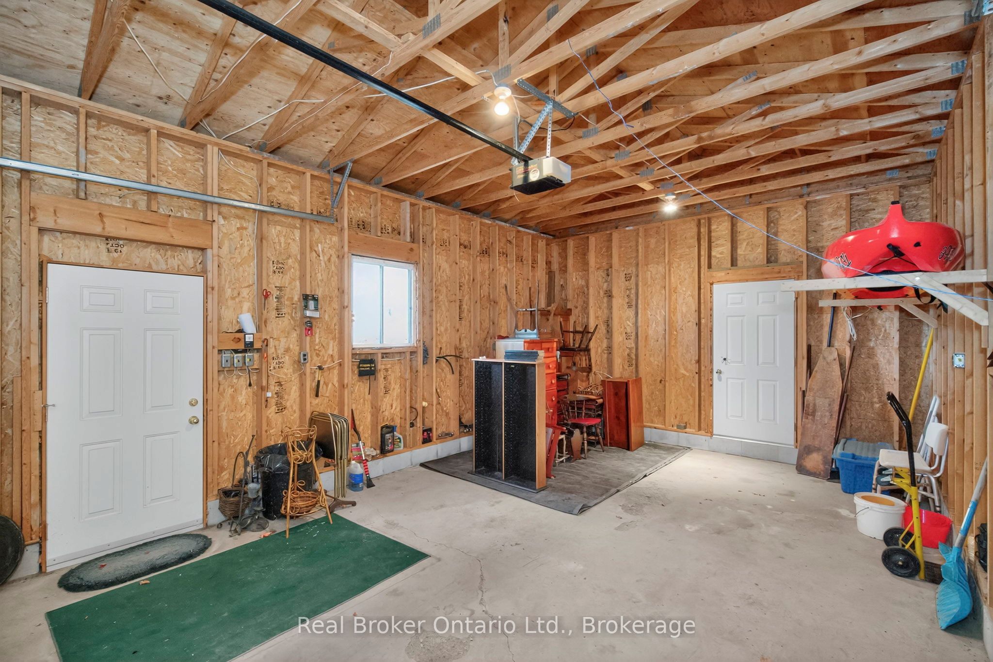 417 Pheasant Lane Property Photo 45
