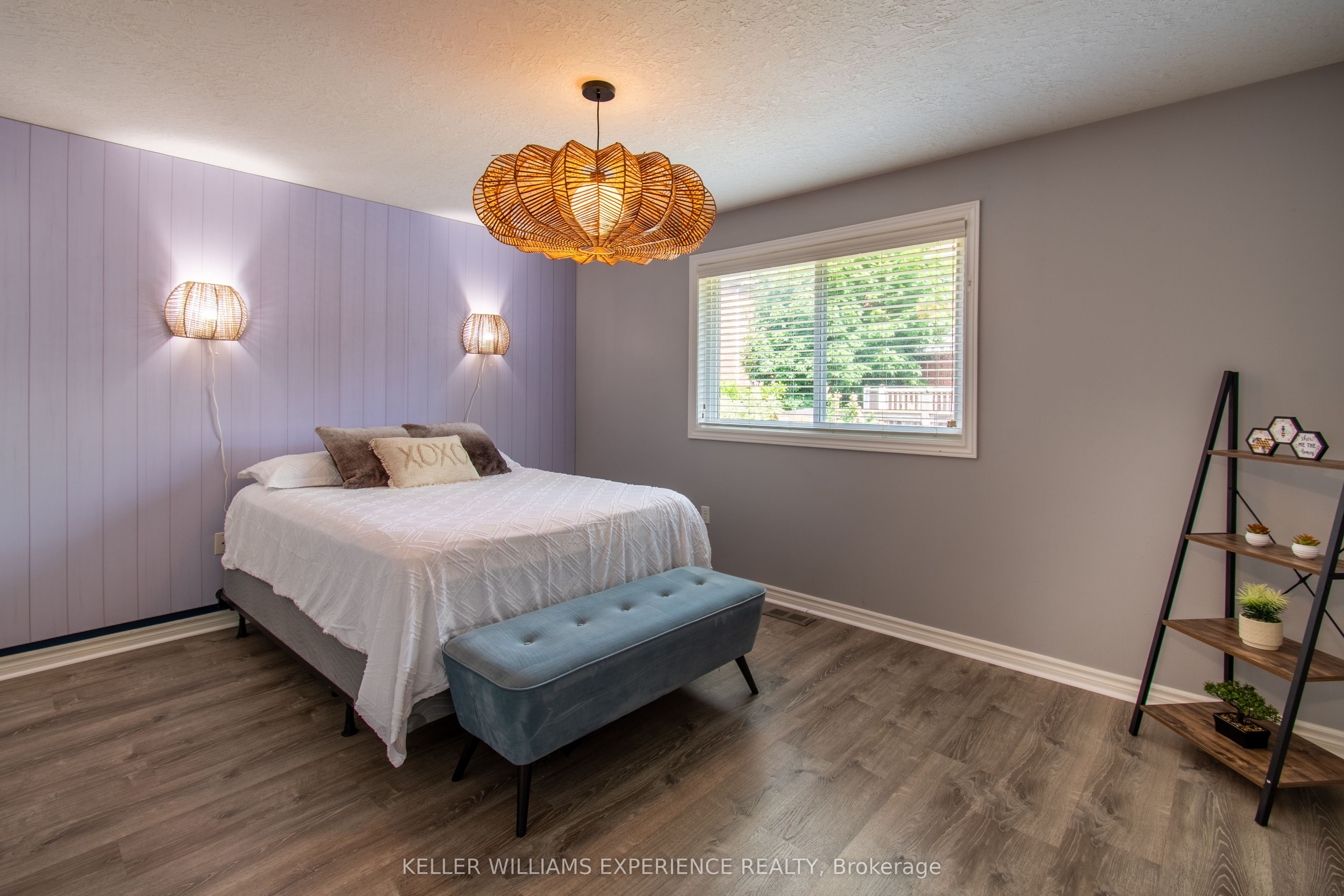 57 Parisian Crescent Property Photo 12