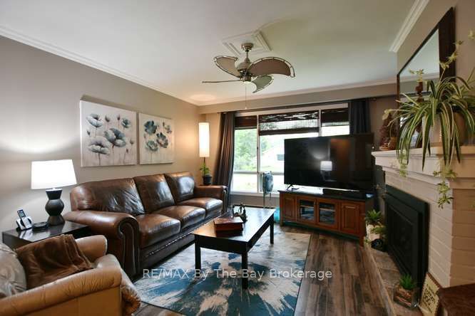 60 53rd Street S Property Photo 6
