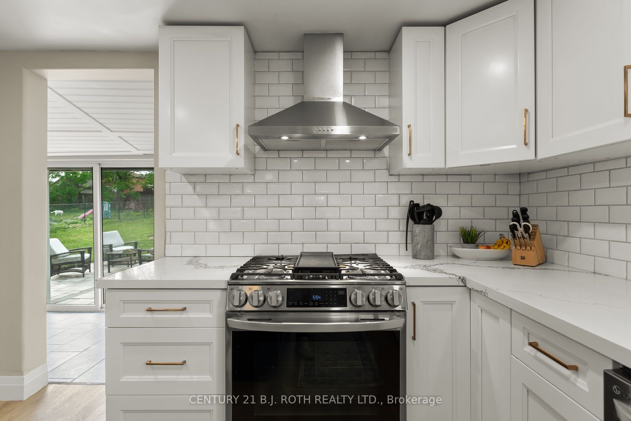 390 Arthur Street Property Photo 15