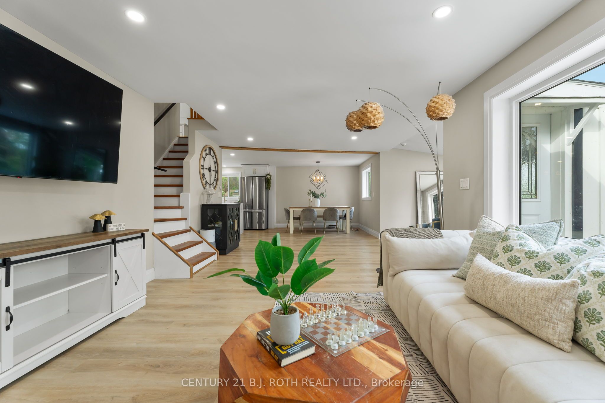 390 Arthur Street Property Photo 20