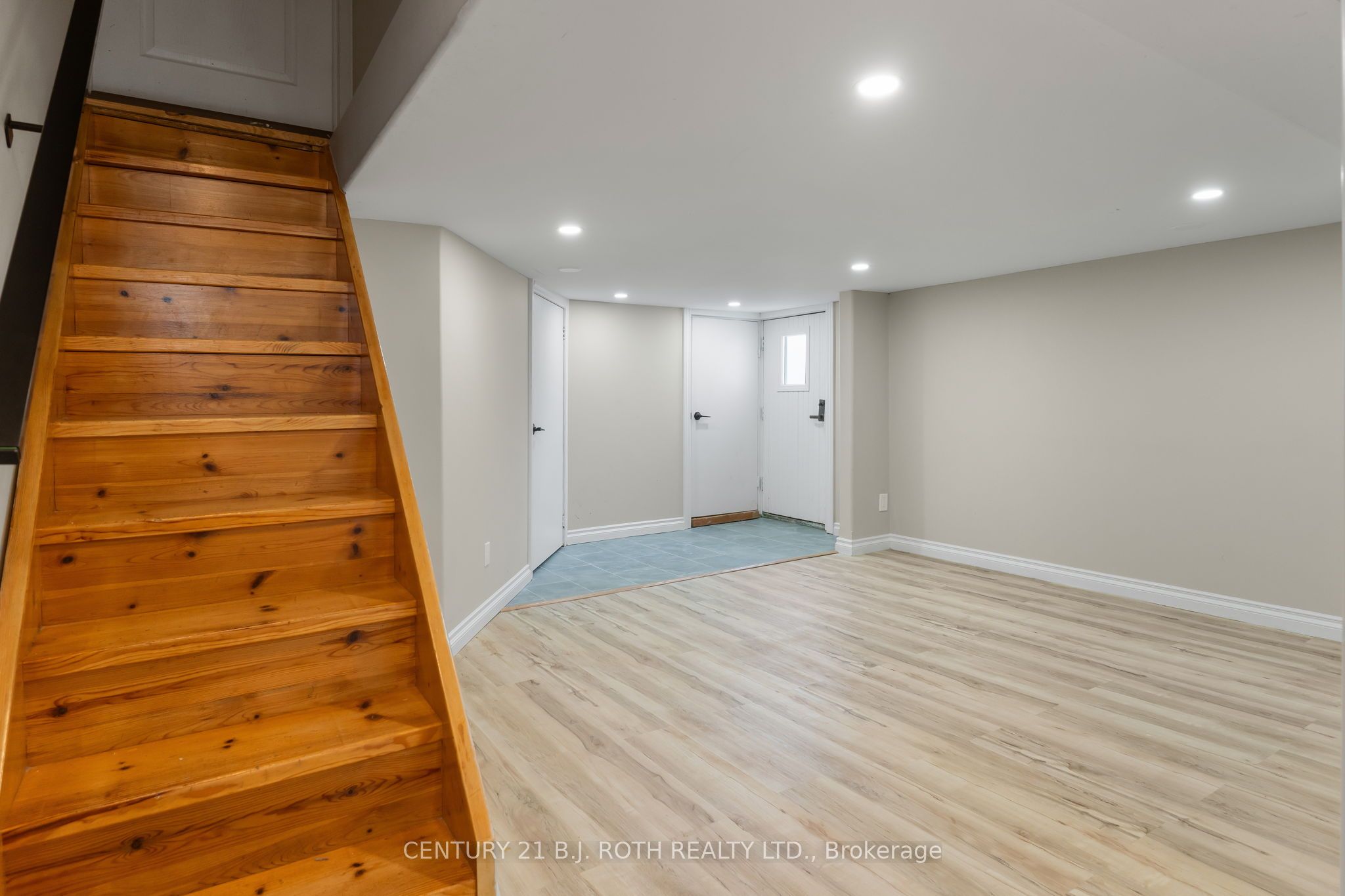 390 Arthur Street Property Photo 35