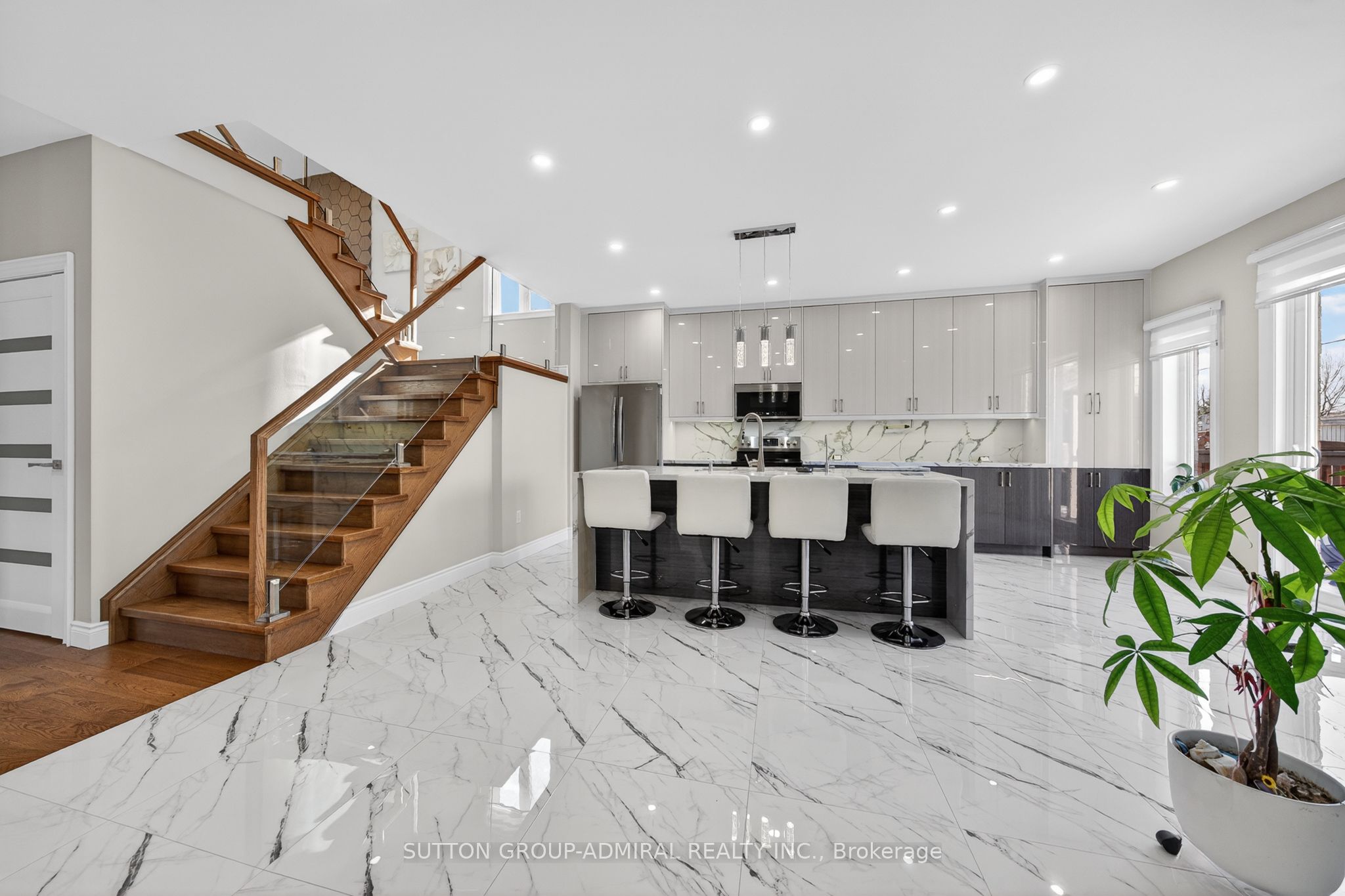 62 Prince George Crescent Property Photo 11