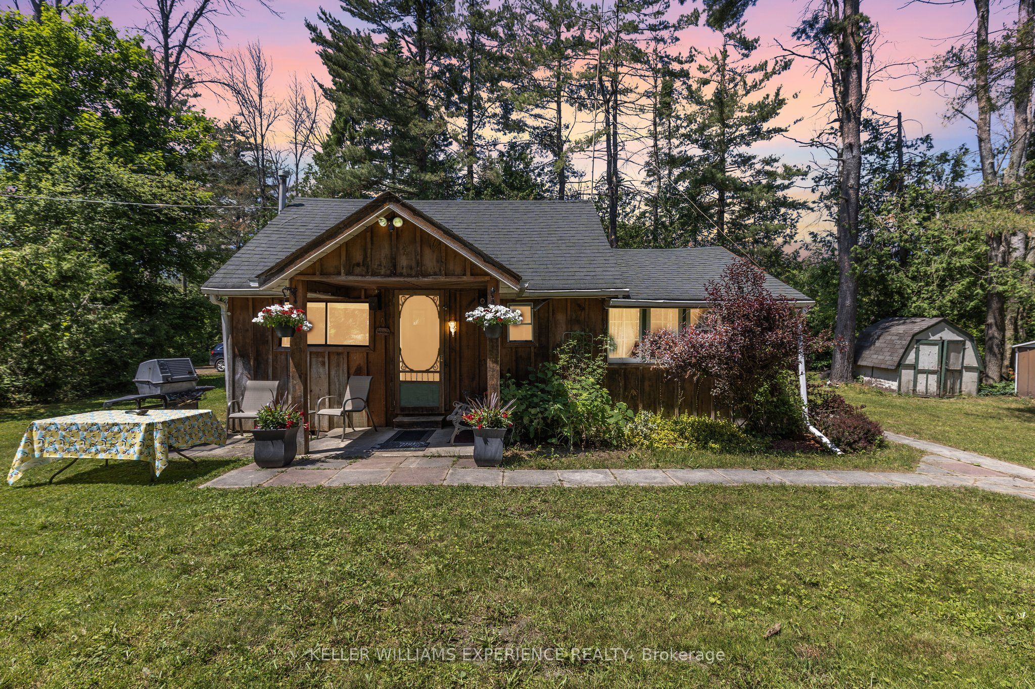 10 Simcoe Road Property Photo 4
